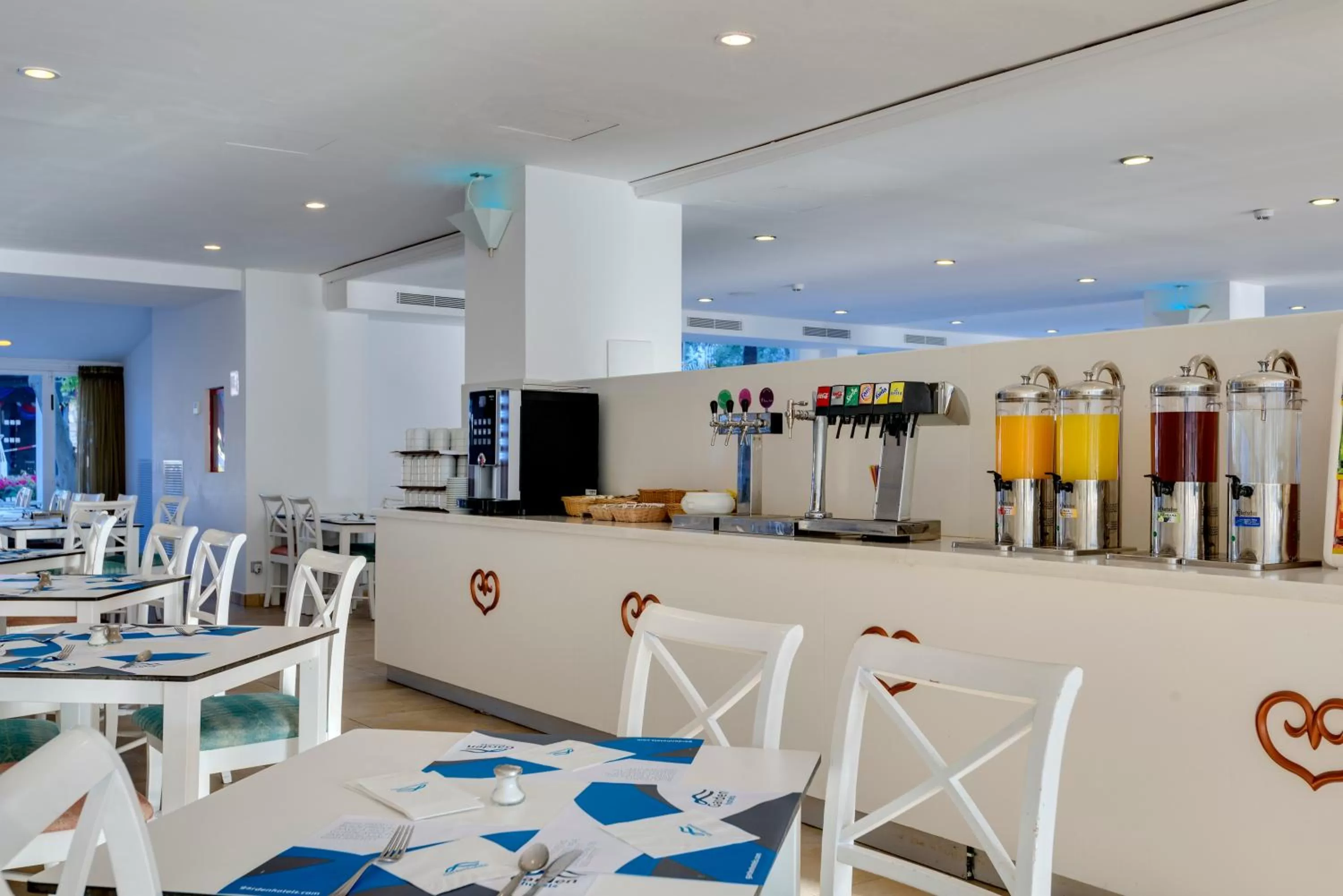 Restaurant/places to eat in Alcudia Garden Aparthotel