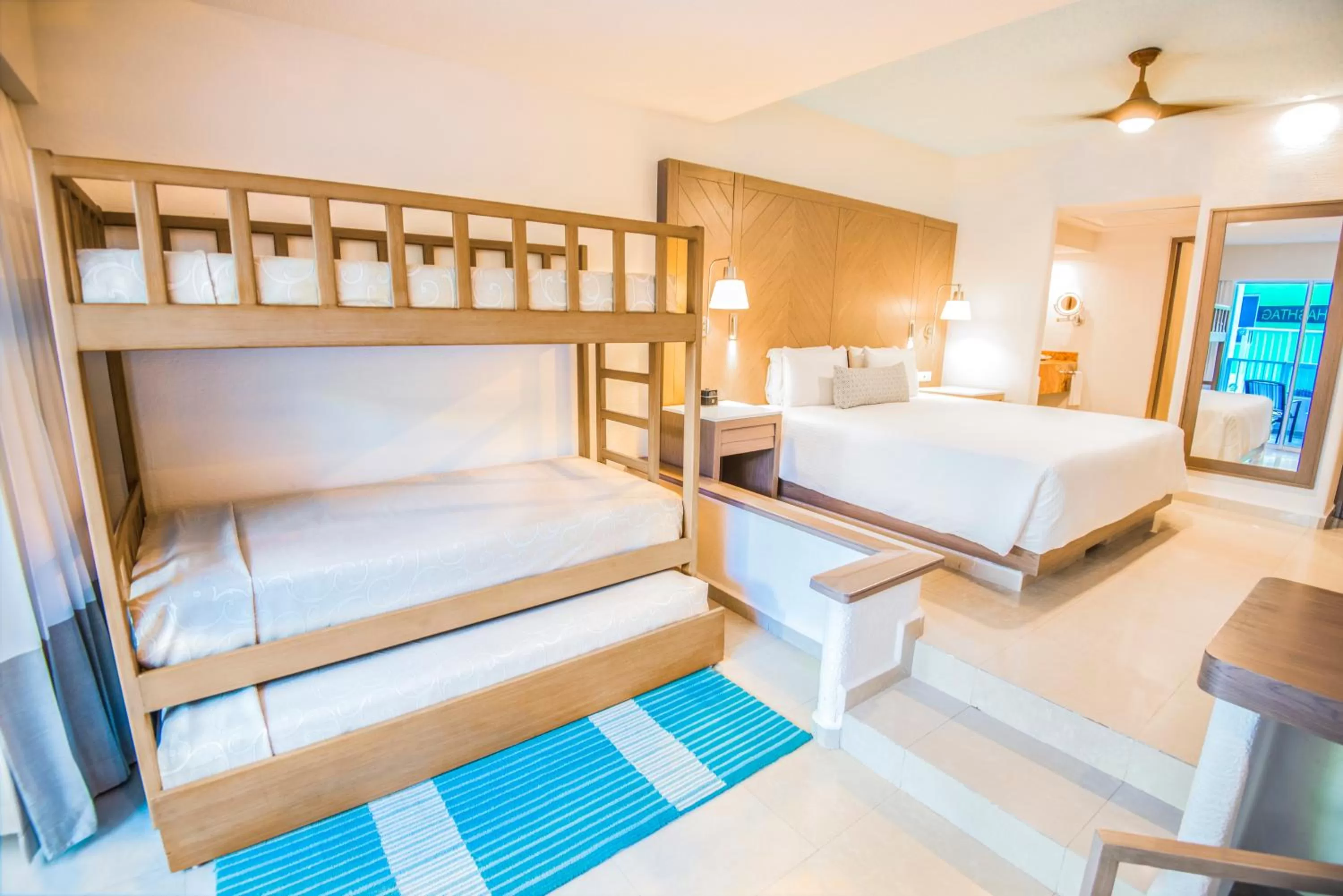 Photo of the whole room, Bed in Wyndham Alltra Cancun All Inclusive Resort