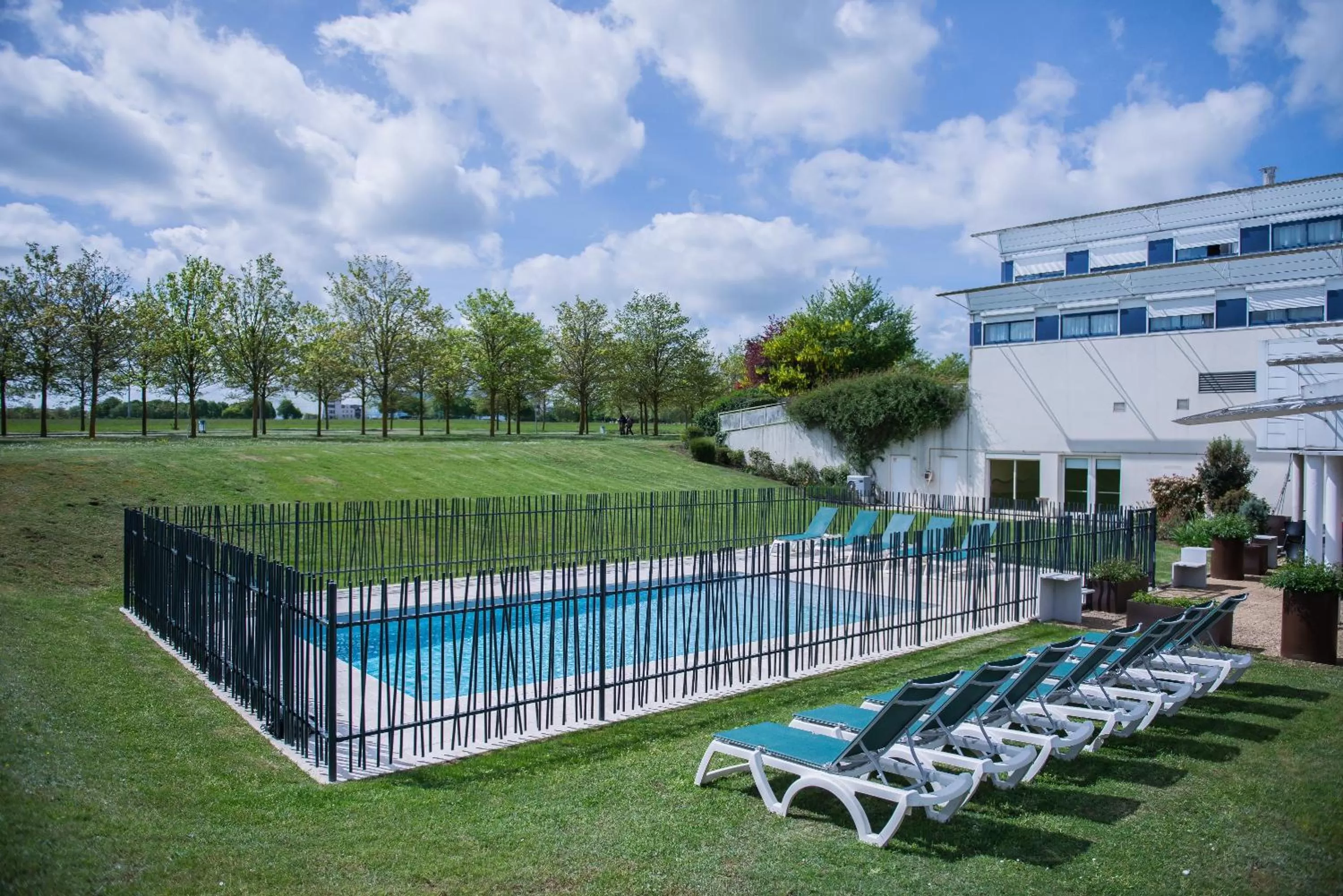 Swimming Pool in ibis budget Site du Futuroscope