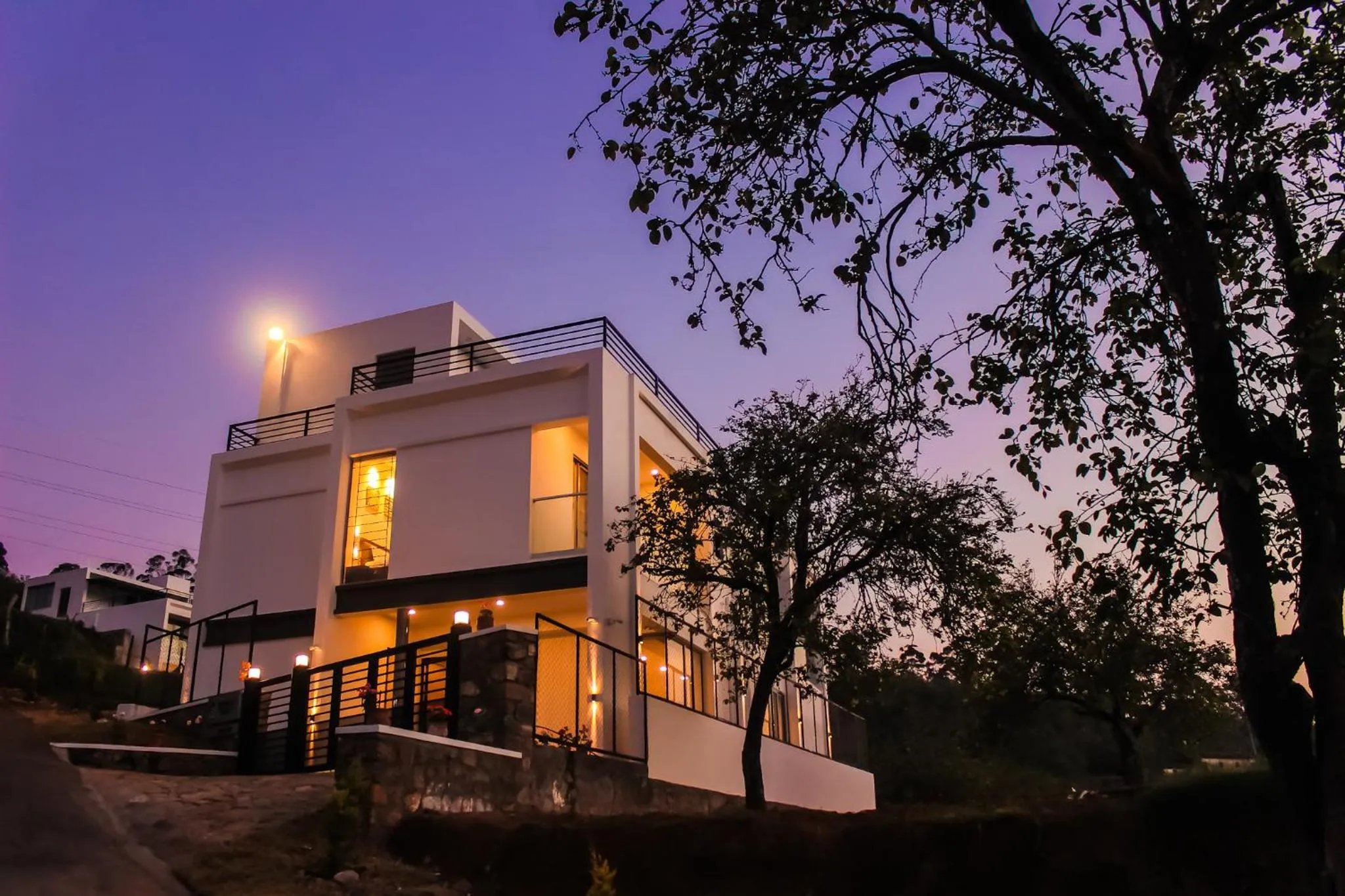 Property building in Silver Mist