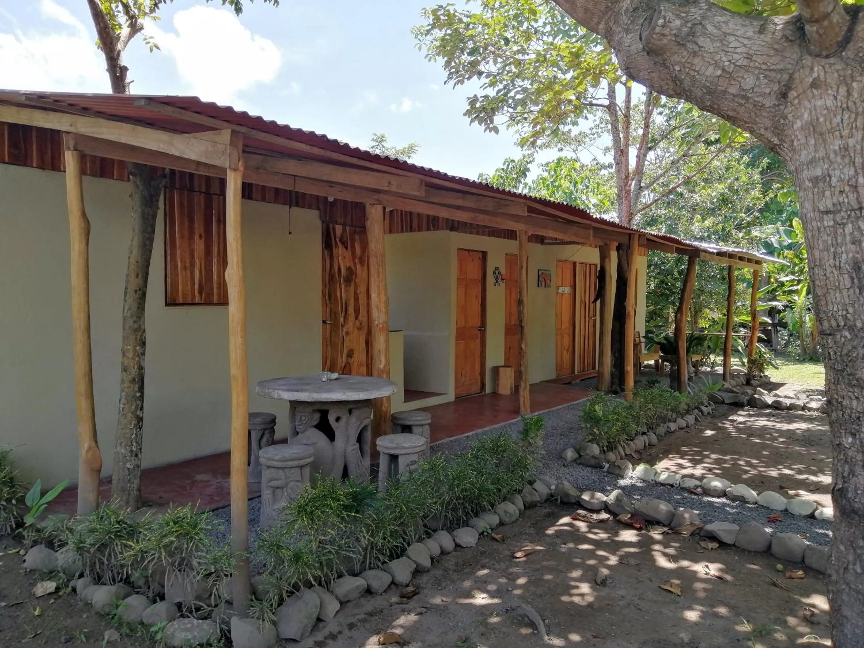 Property building in El Gecko Hotel & Tours