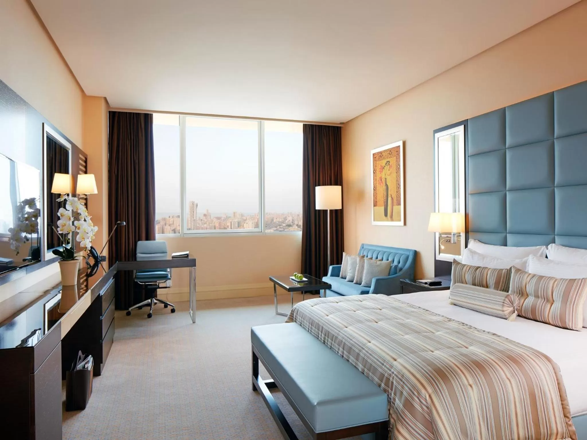 Club Executive Suite in Millennium Hotel & Convention Centre Kuwait