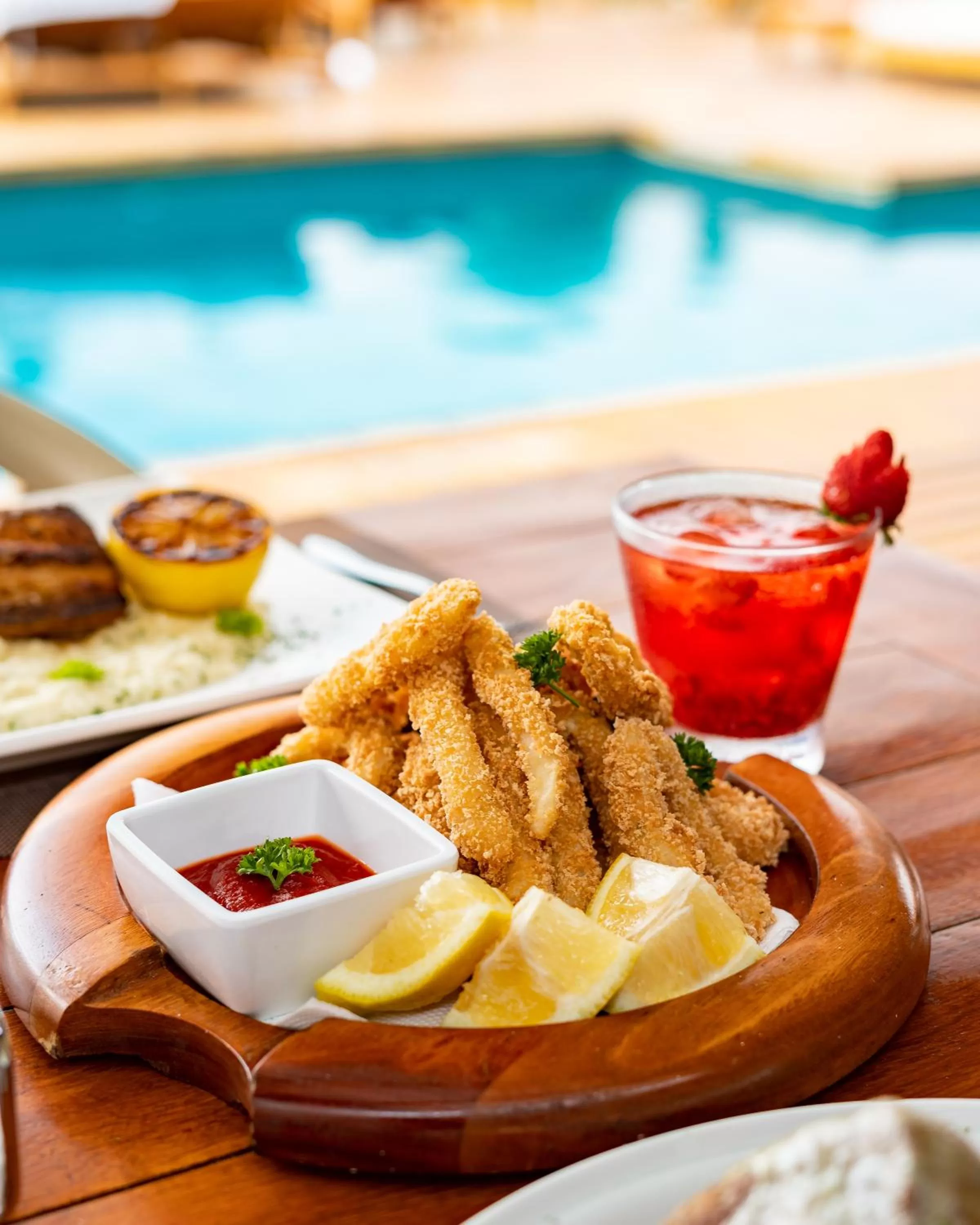 Restaurant/places to eat in Jubarte Hotel by Insólito