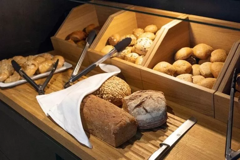 Buffet breakfast in Roomreich