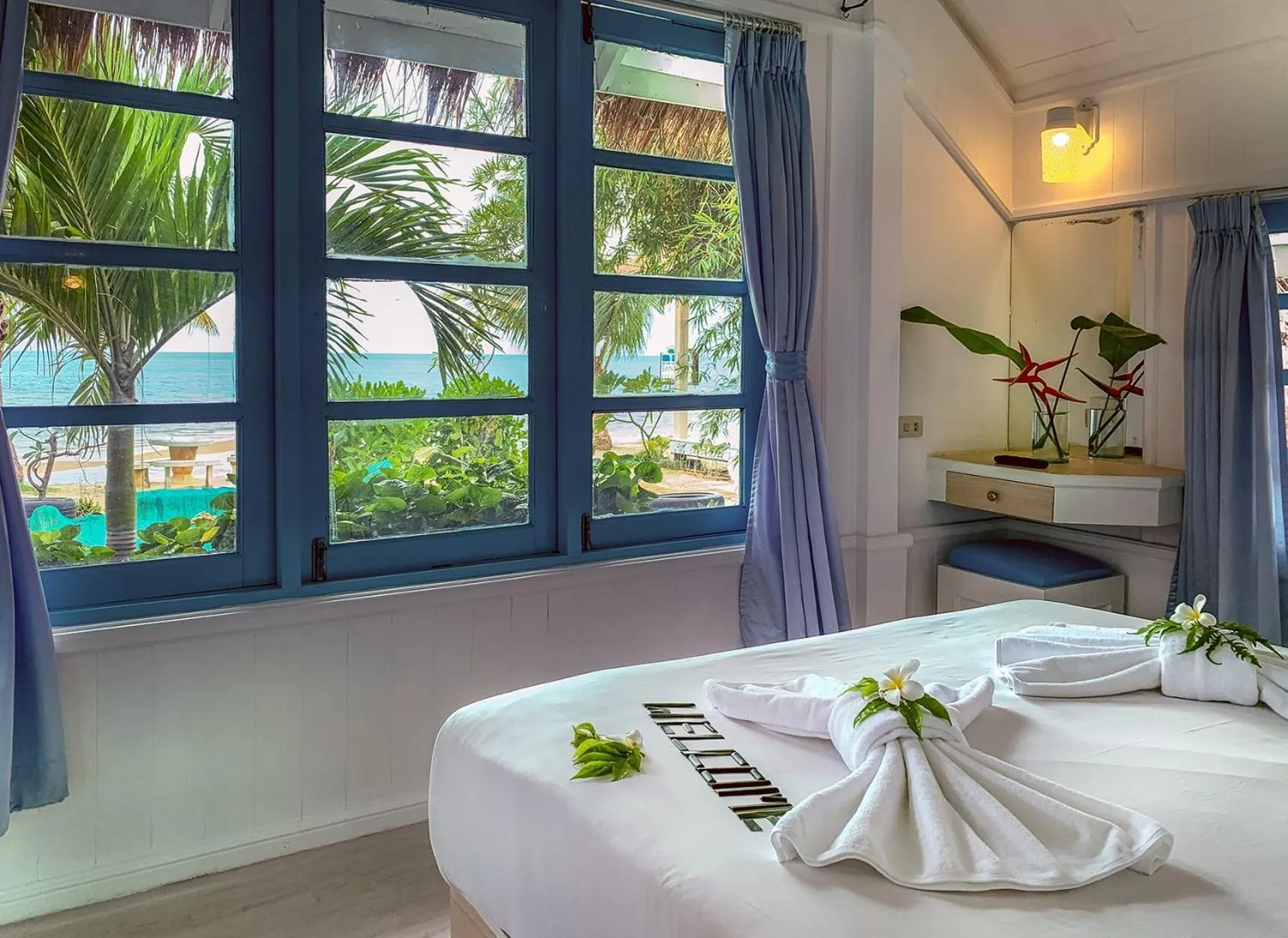 Bedroom, Bed in Sand Sea Beach Resort