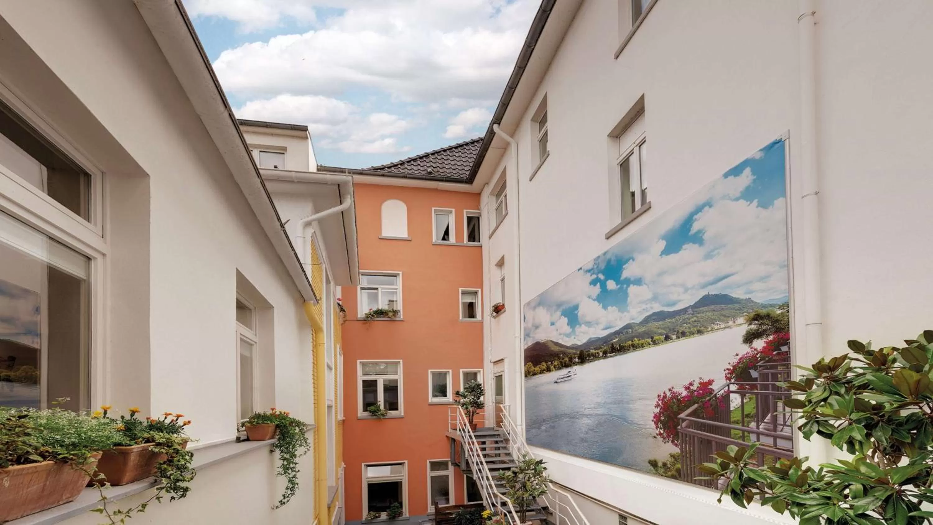 Property building in Rheinhotel Dreesen