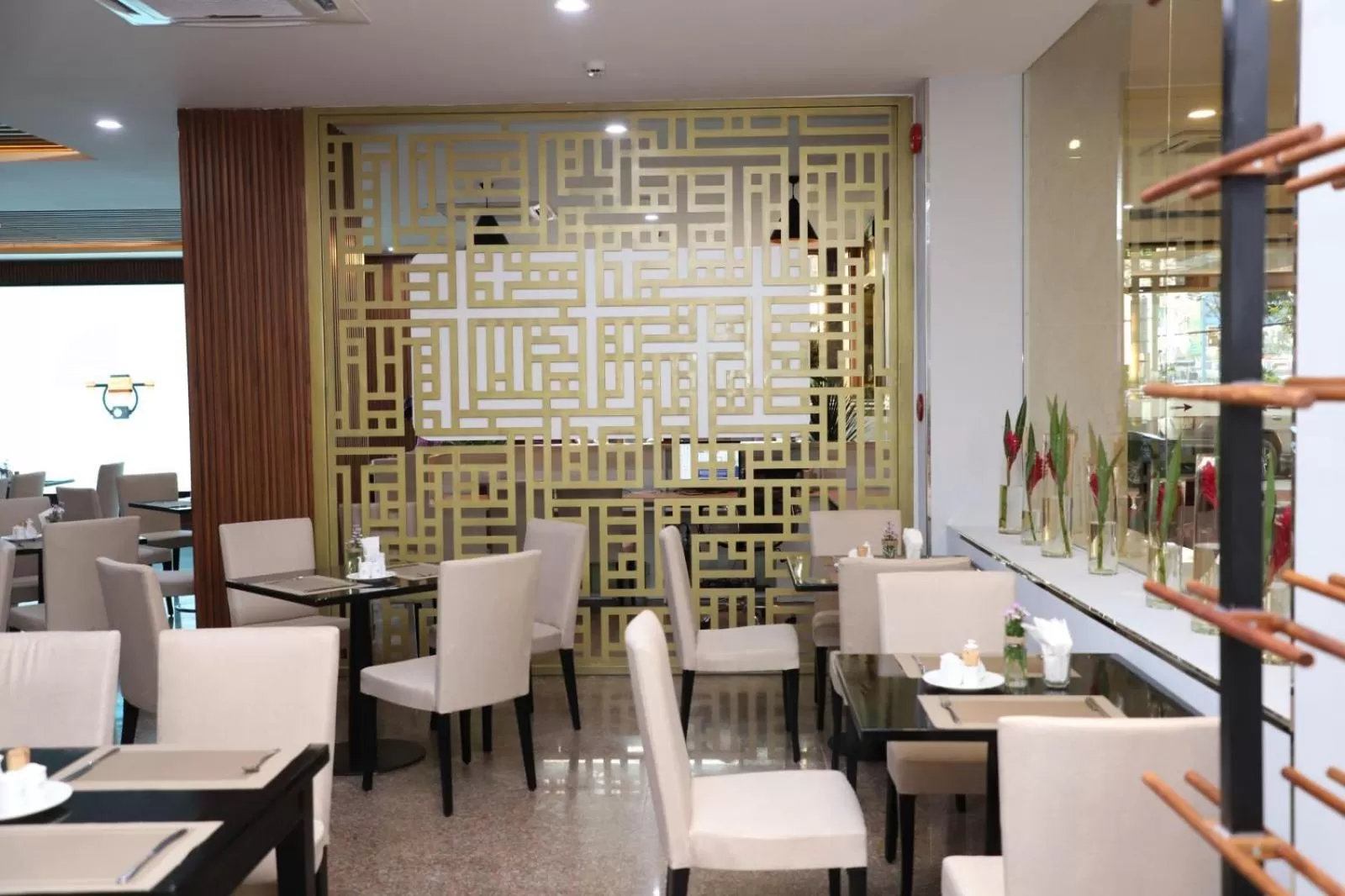 Restaurant/places to eat in TTC Hotel Can Tho