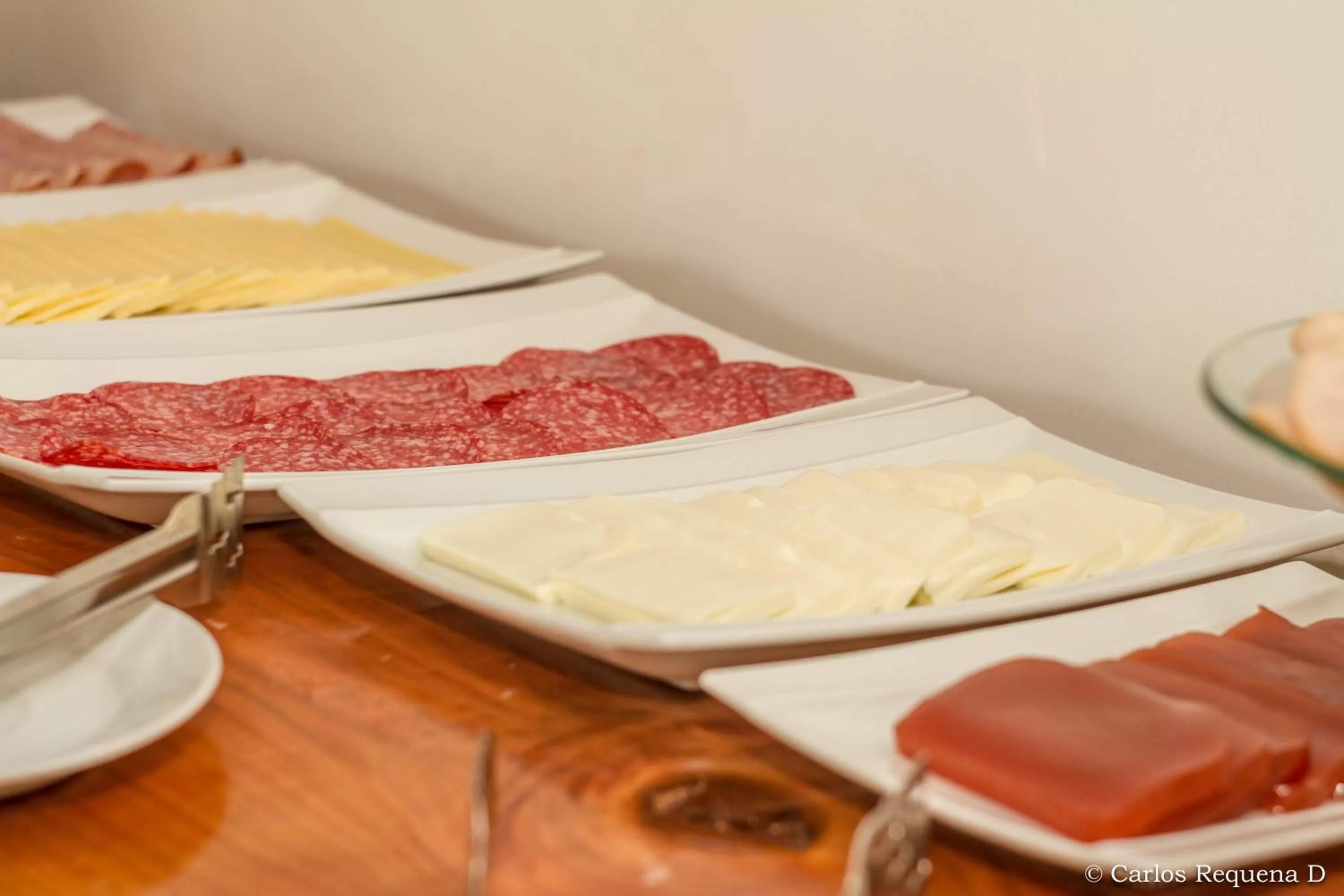 Breakfast in Best Western Patagonia