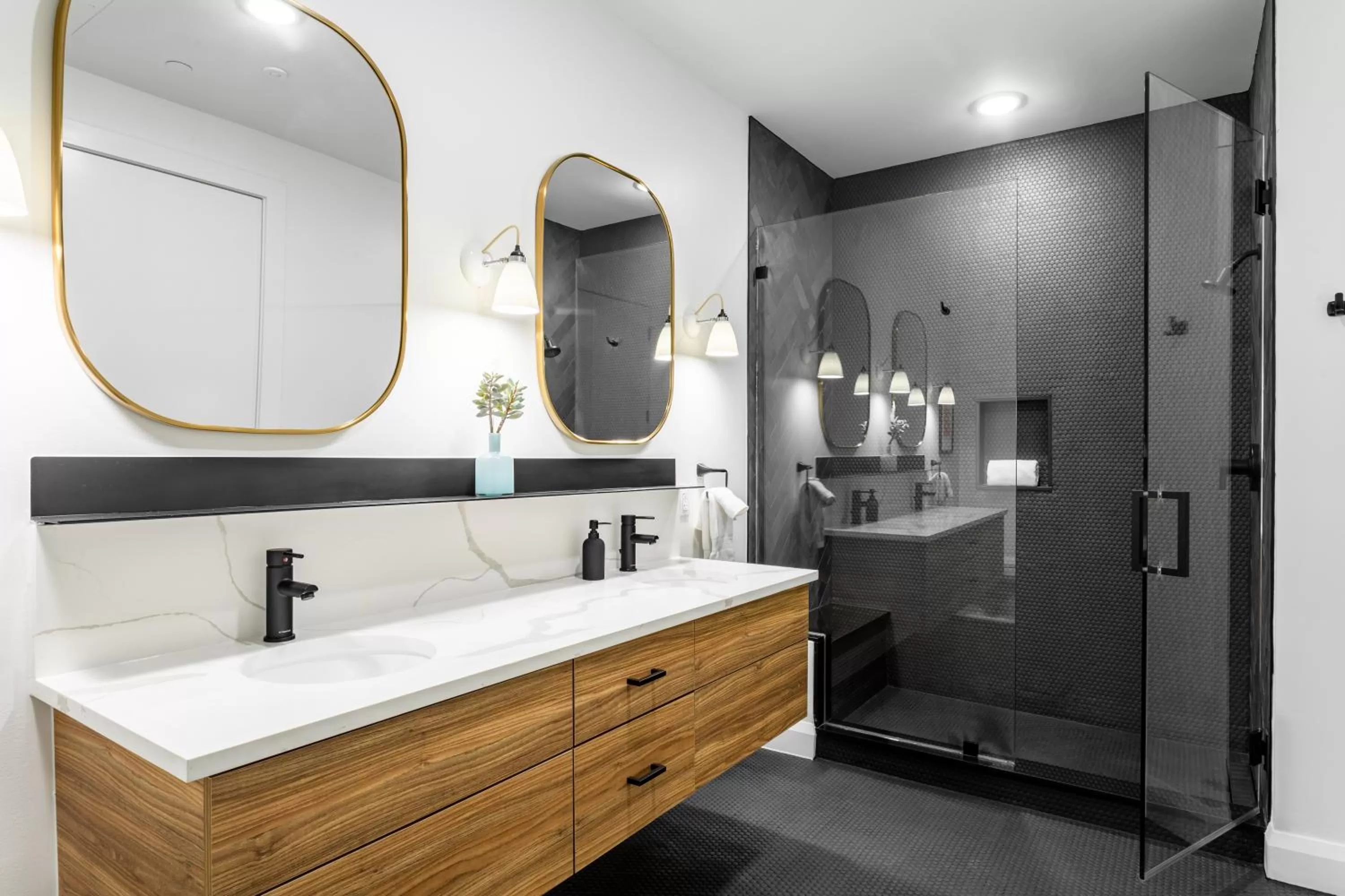 Bathroom in Mint House Dallas - Downtown