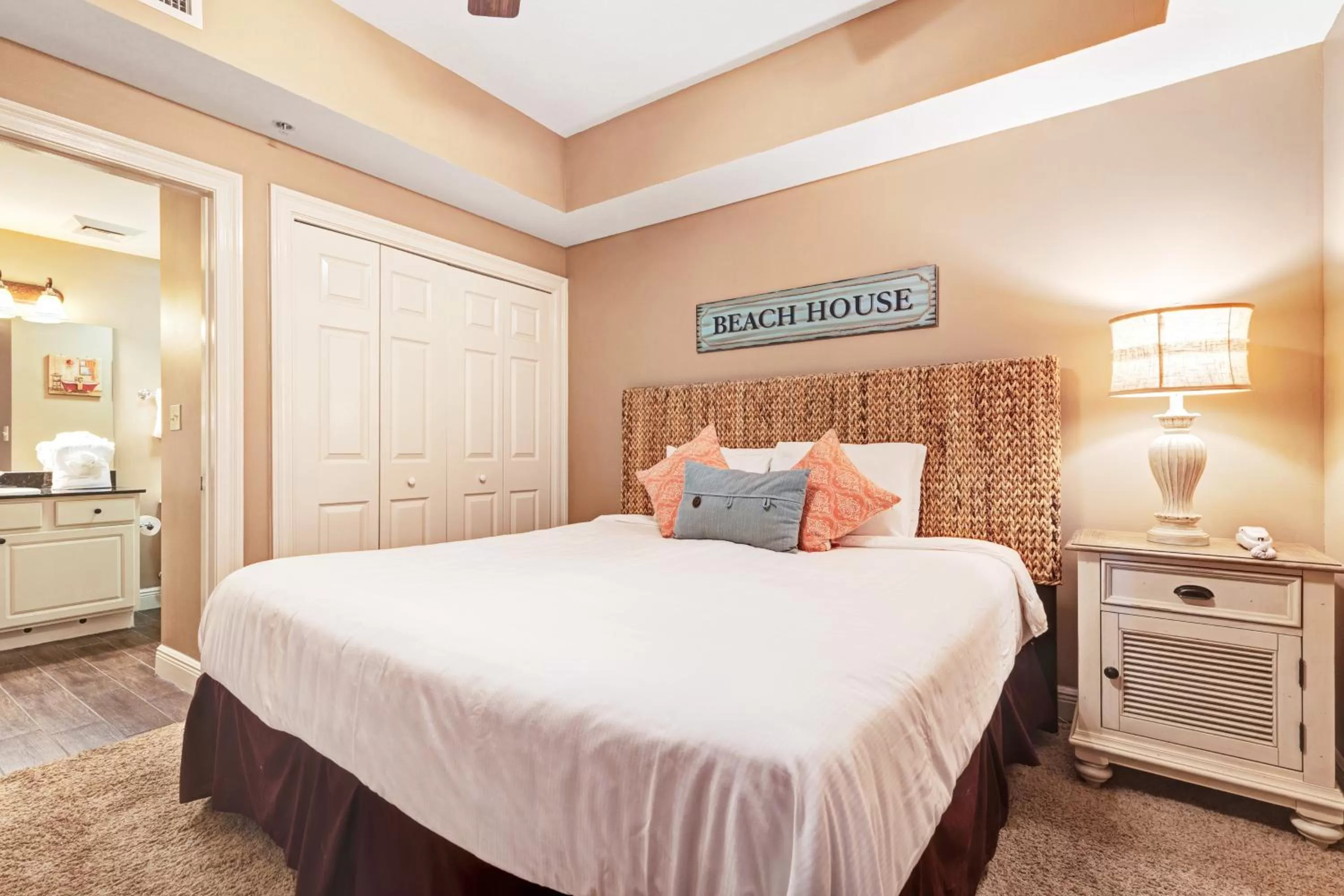 Bed in Calypso Resort