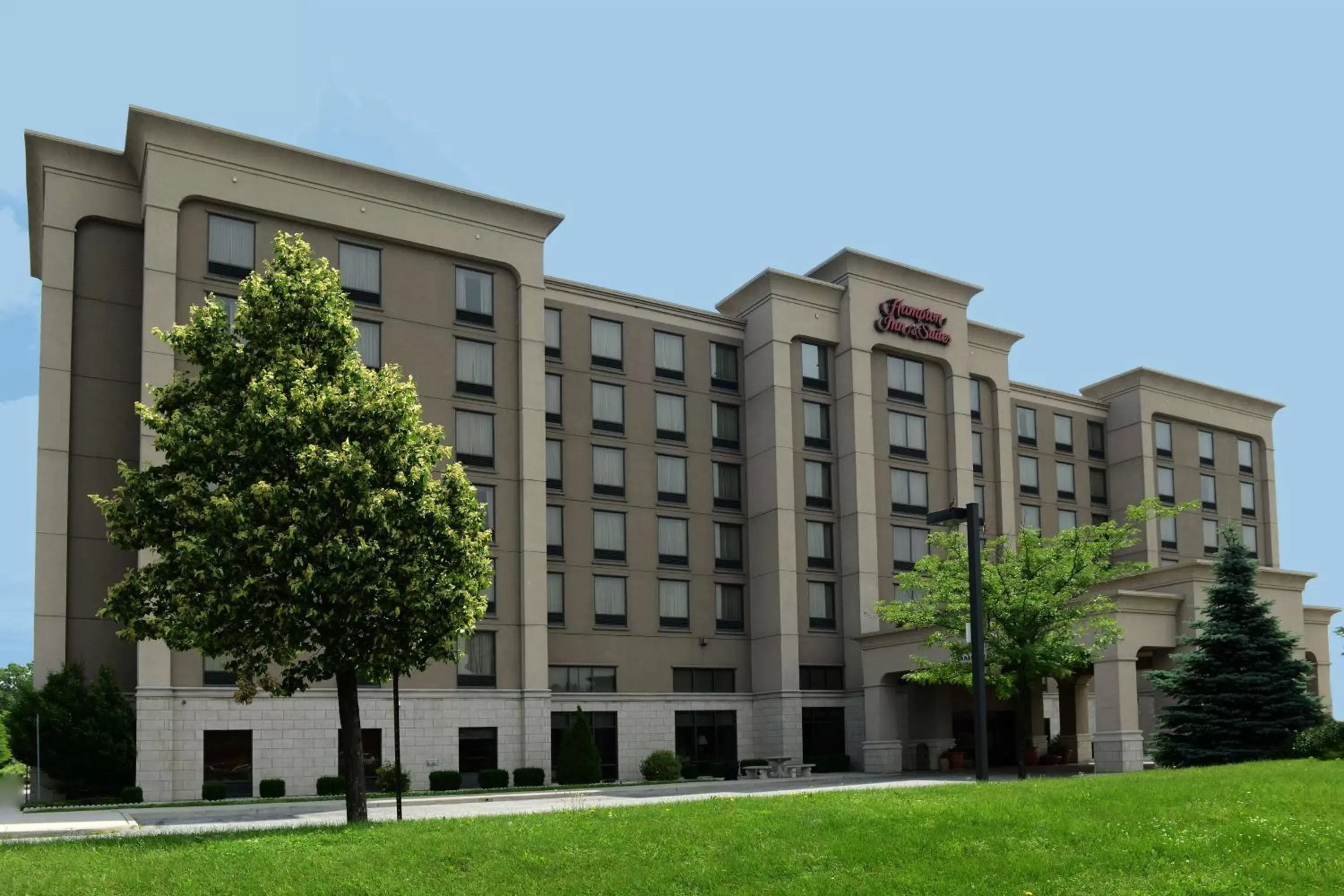 Hampton Inn & Suites by Hilton Windsor Hampton Inn & Suites by Hilton Windsor