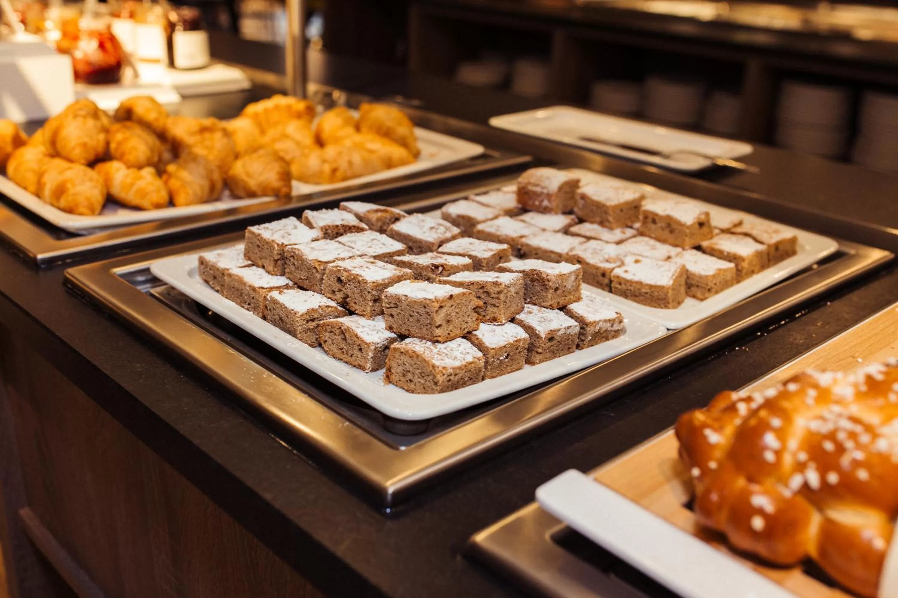 Buffet breakfast in Hotel Rainers21