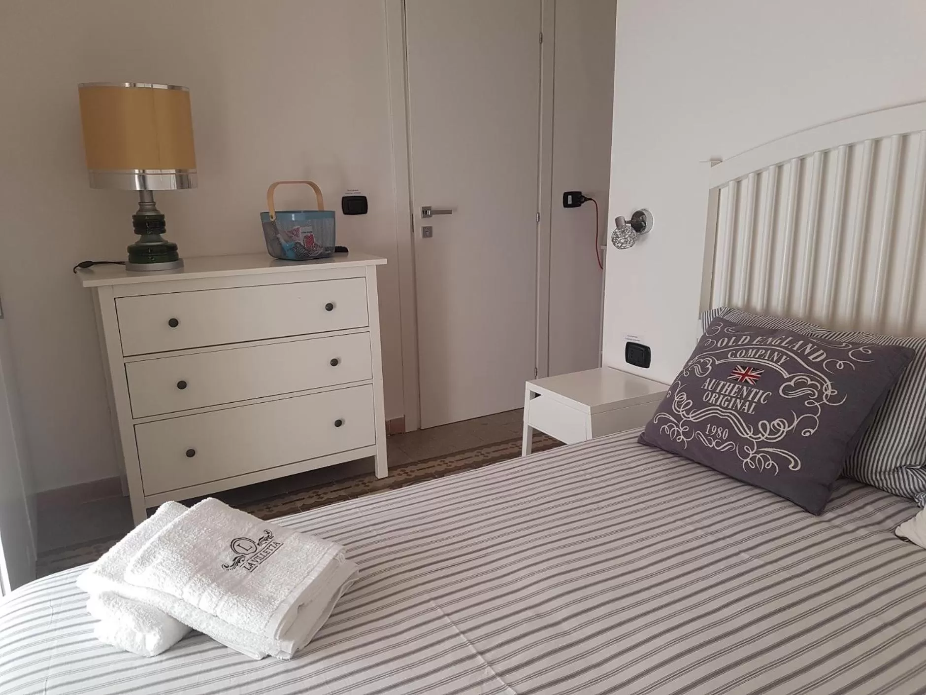 Bed in Lavilletta B&B