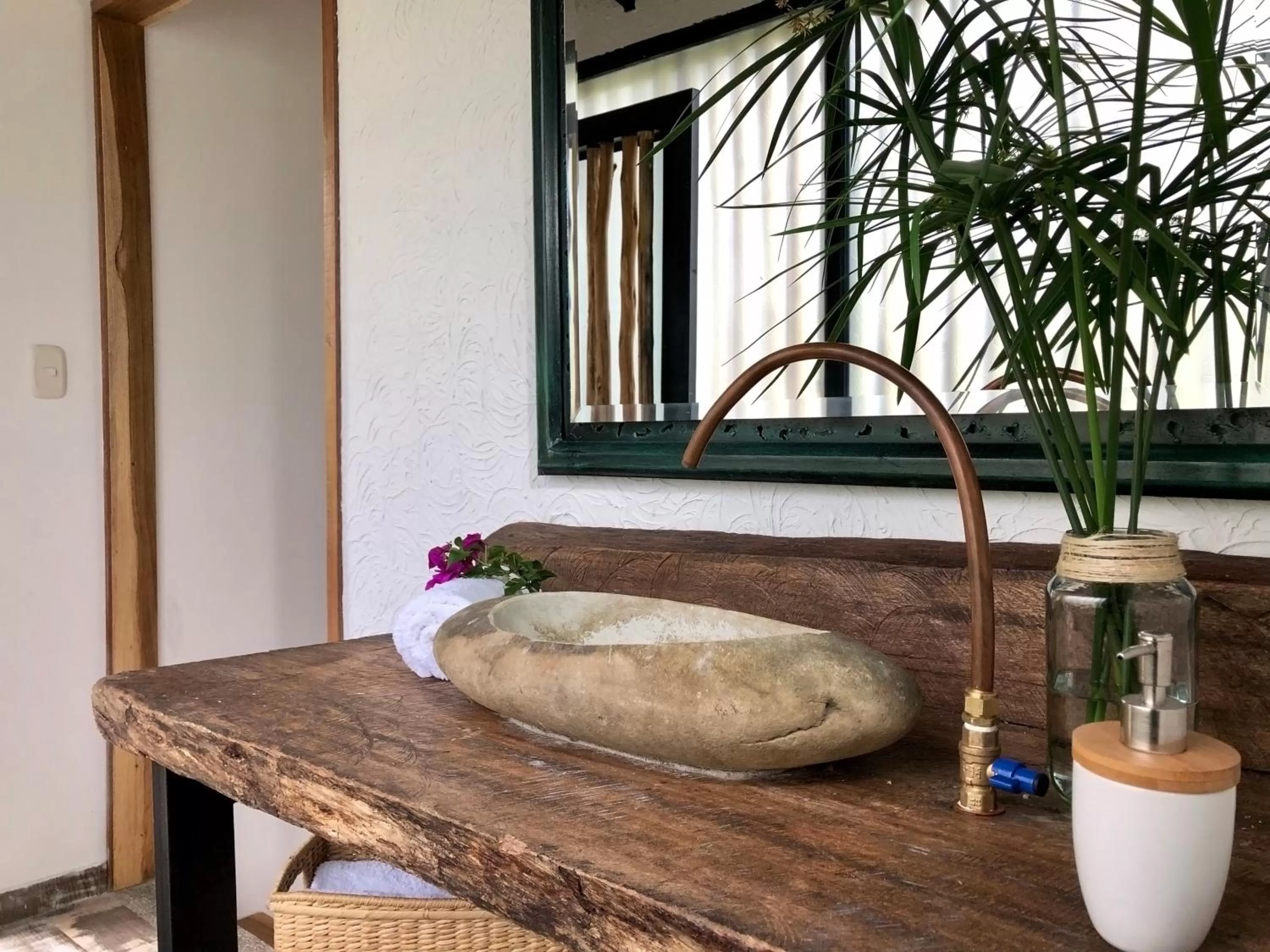 Bathroom in Hotel Vísperas