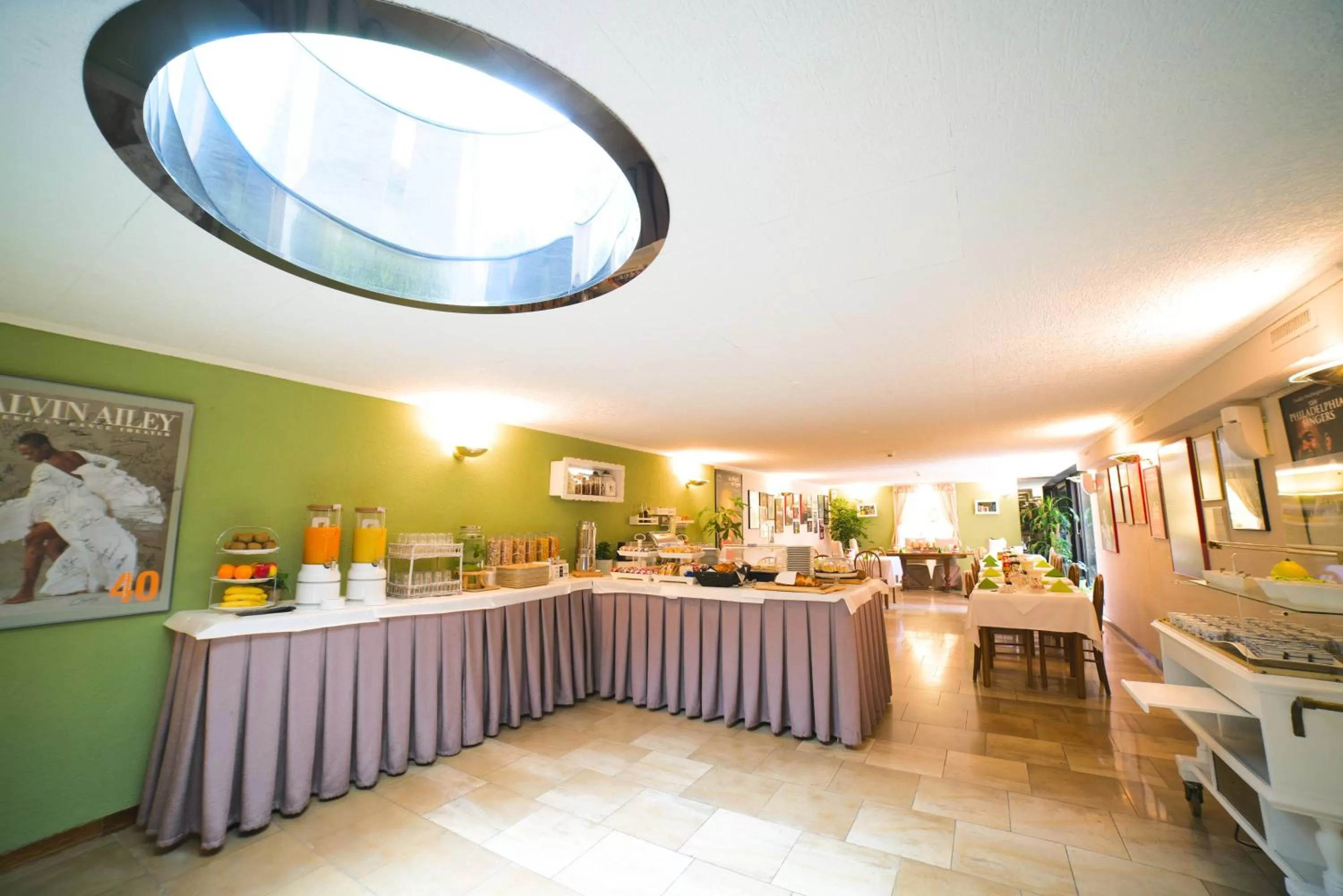 American breakfast in Tulip Inn Beaulieu Lausanne