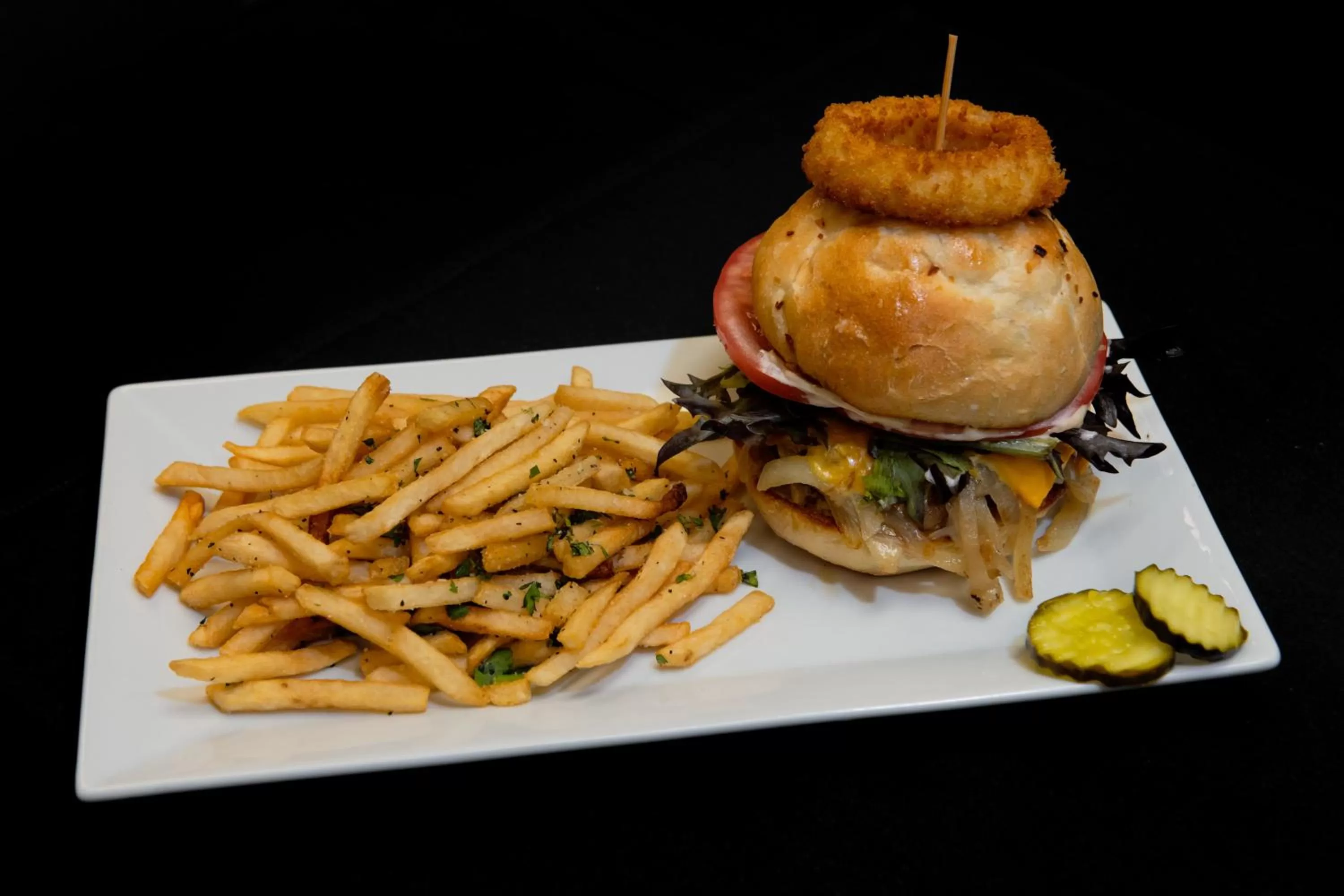 Restaurant/places to eat in Holiday Inn Newark International Airport