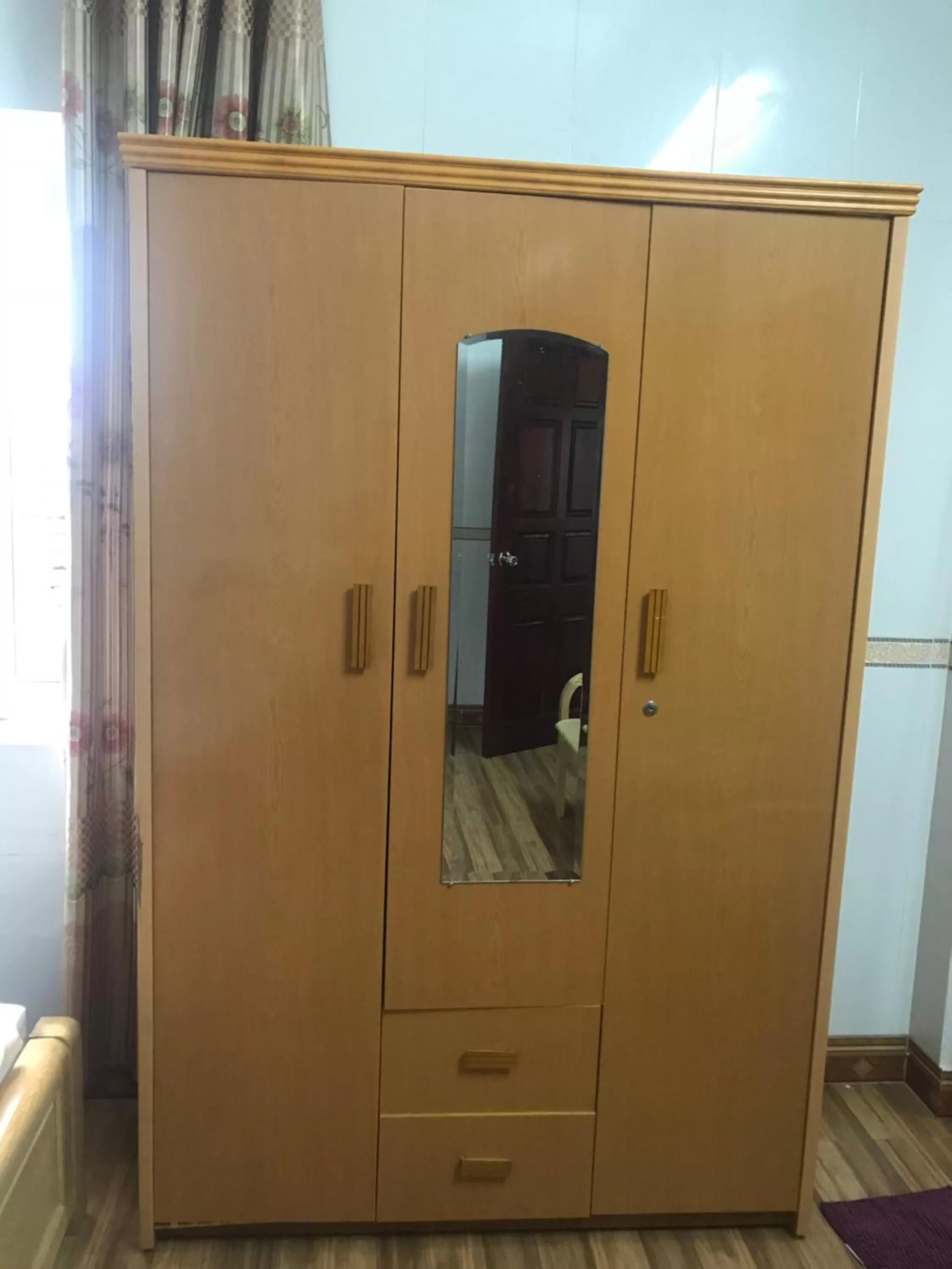 wardrobe in Thanh Binh Hotel