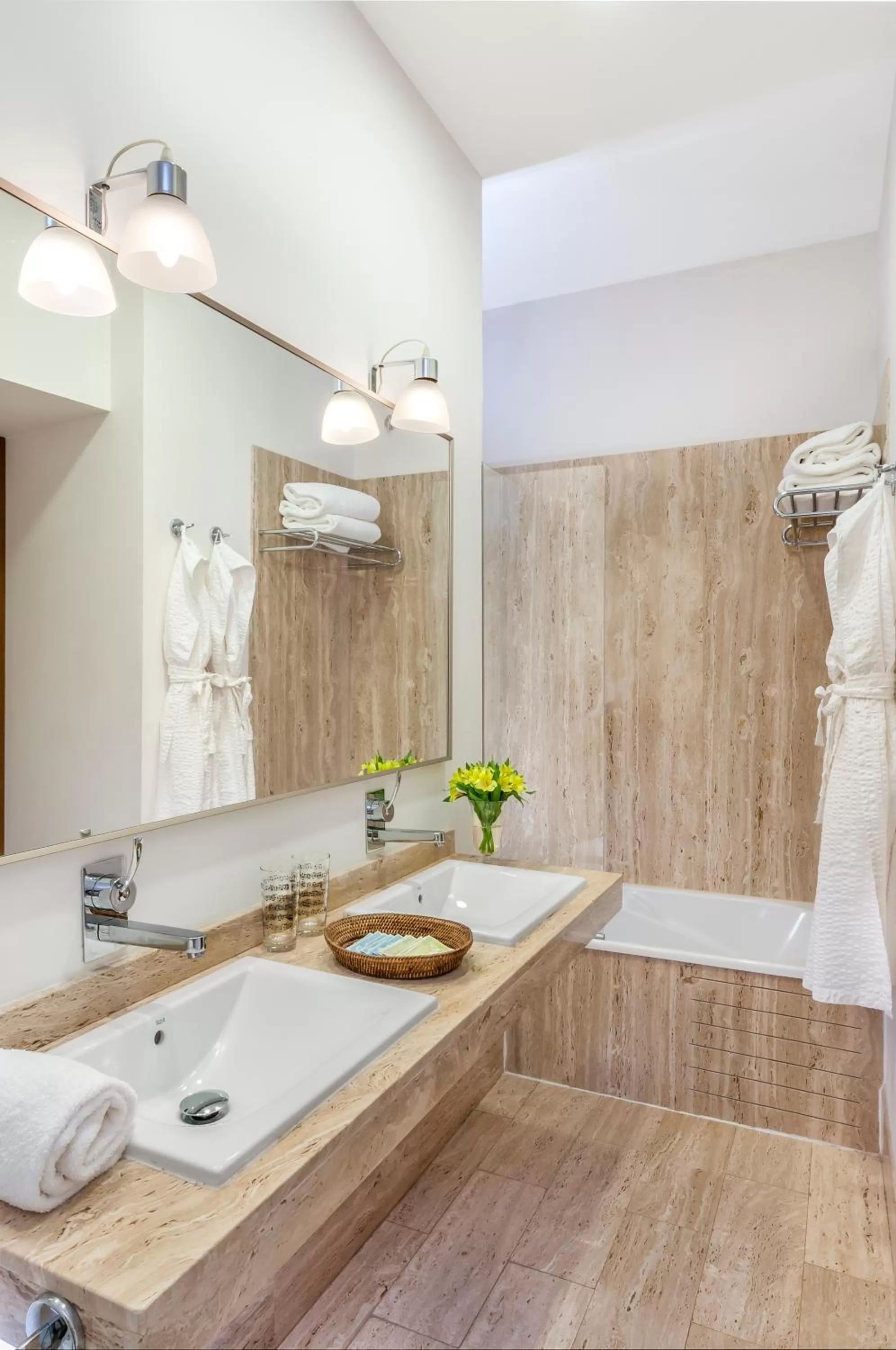 Bathroom in Hotel Amadeus Sevilla