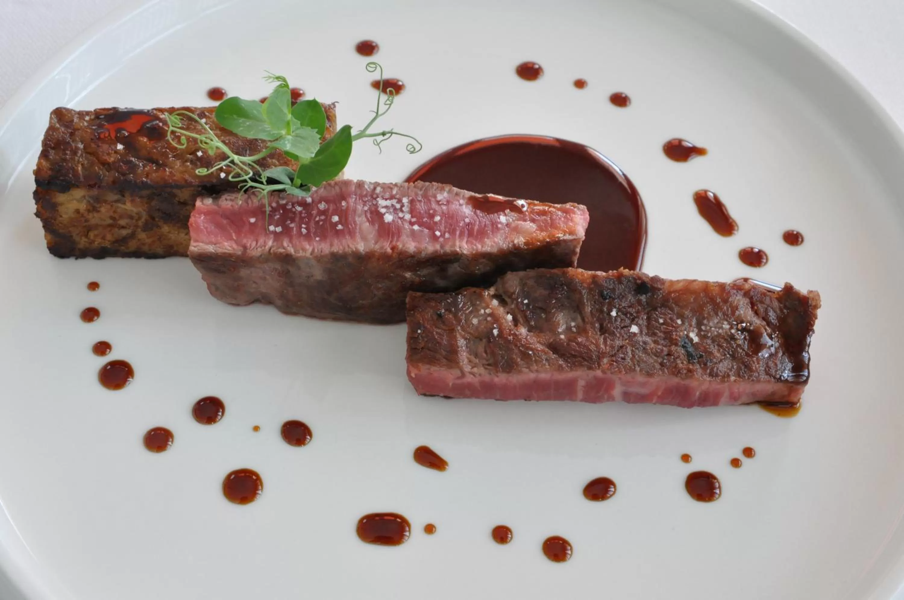 Dinner in Les 3 Lieux - Hôtel, Restaurant, Espace sensoriel