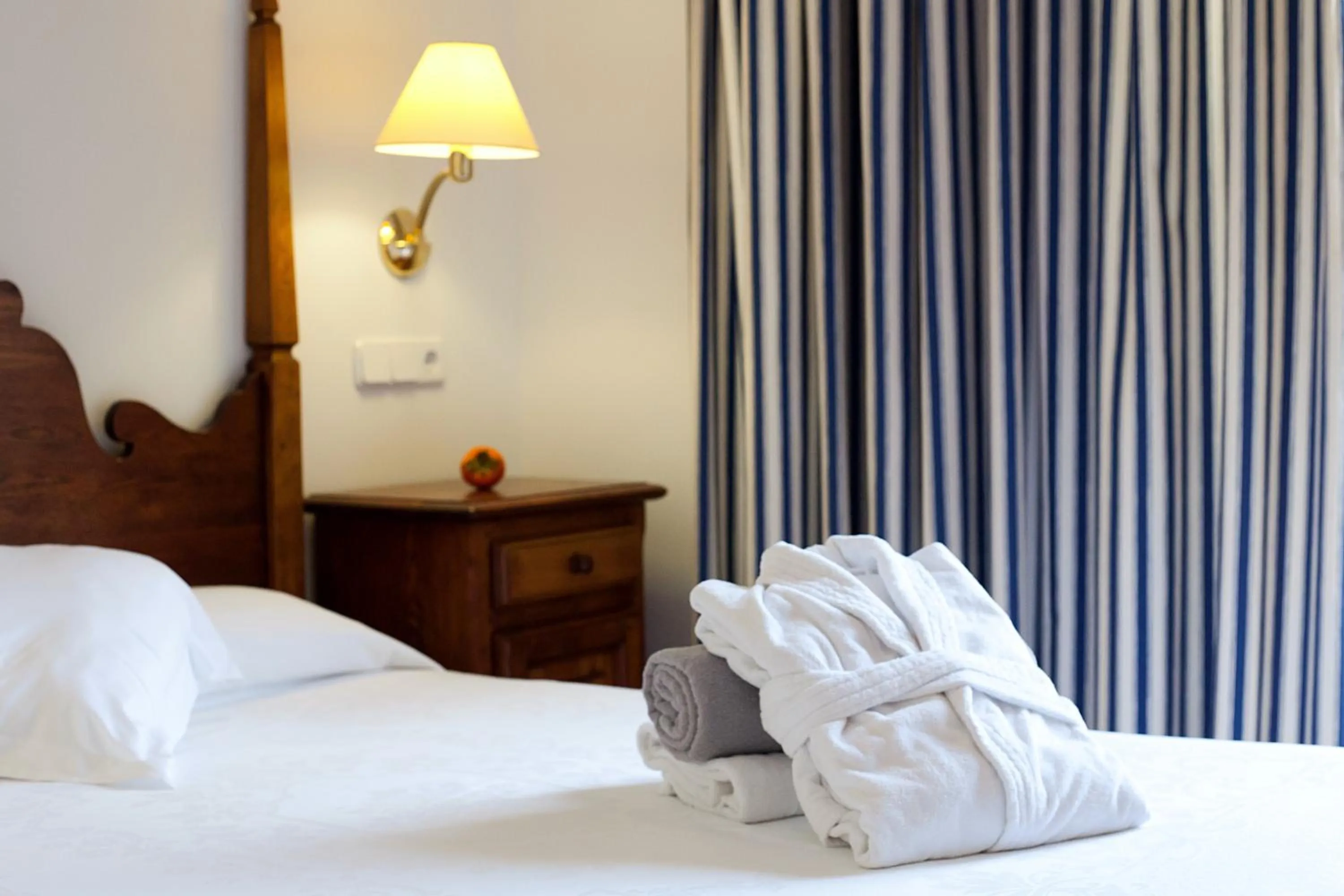 Bed in Hotel Cala Sant Vicenç - Adults Only