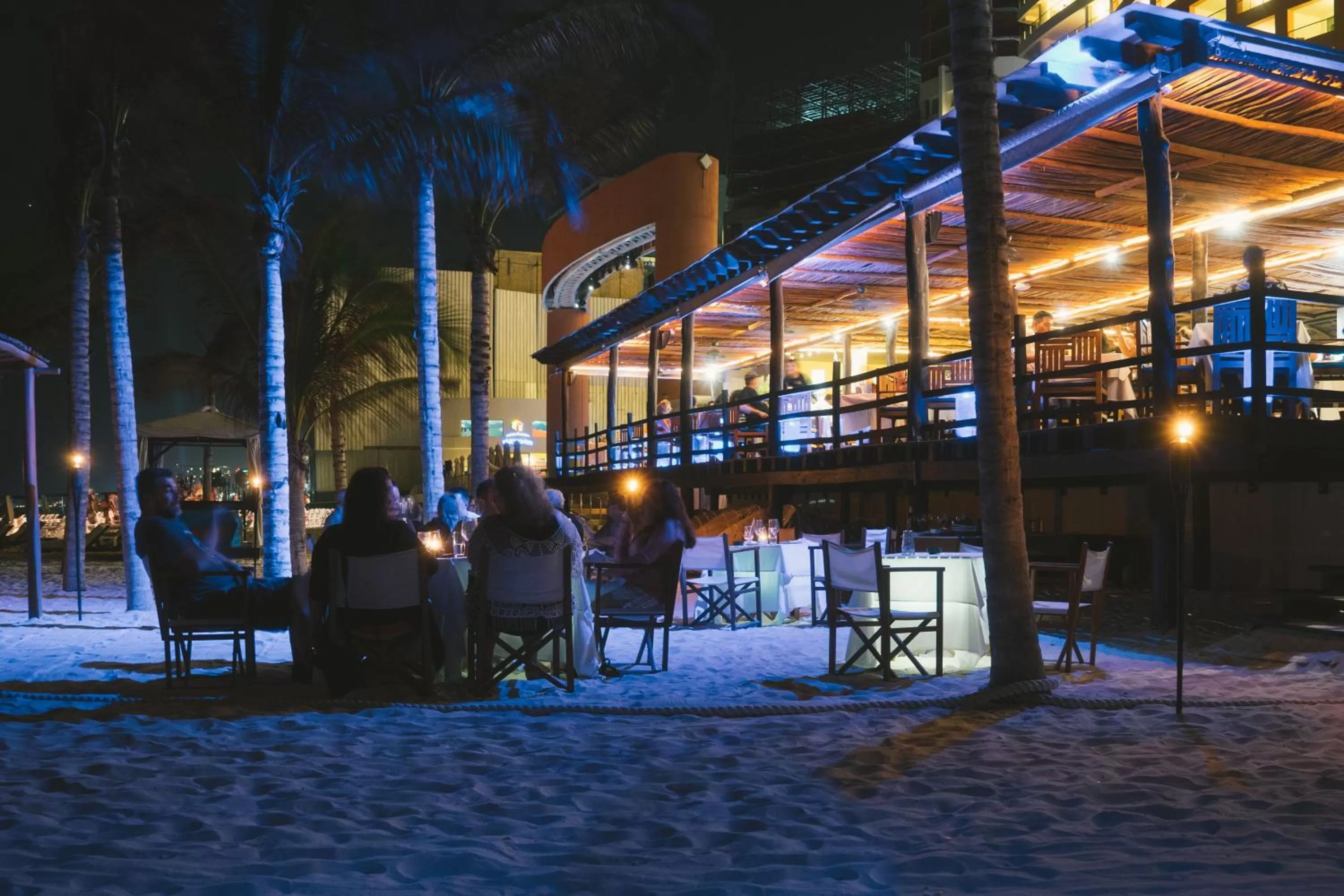 Restaurant/places to eat in Hotel NYX Cancun