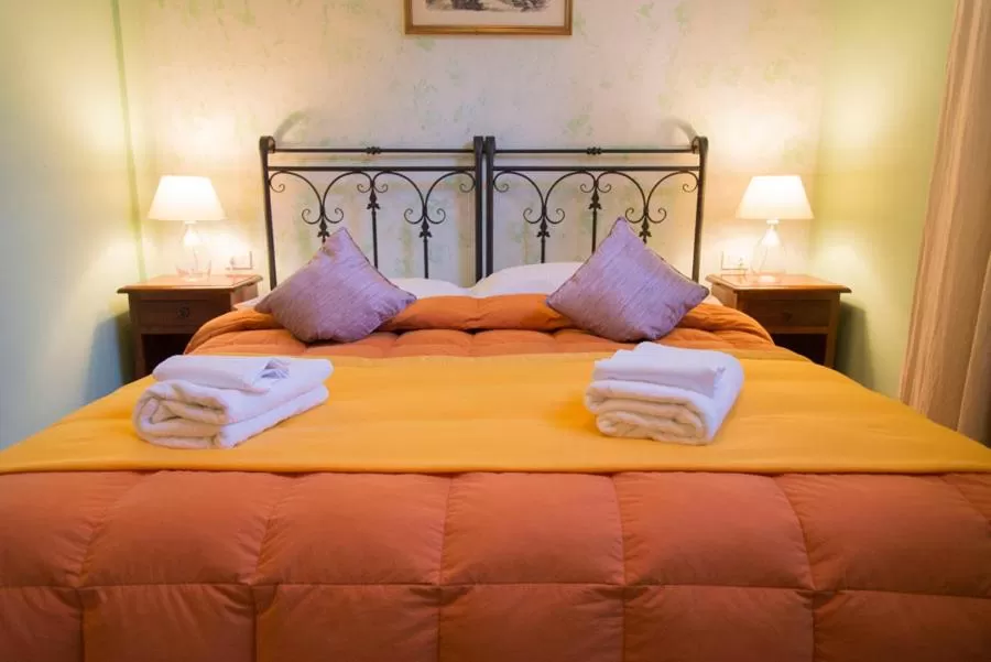 Bed in Florence Decamerone B&B