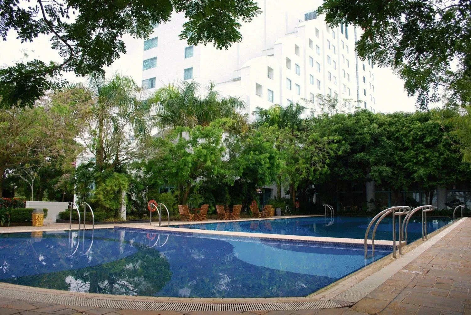 Swimming pool in Parkcity Everly Hotel Bintulu
