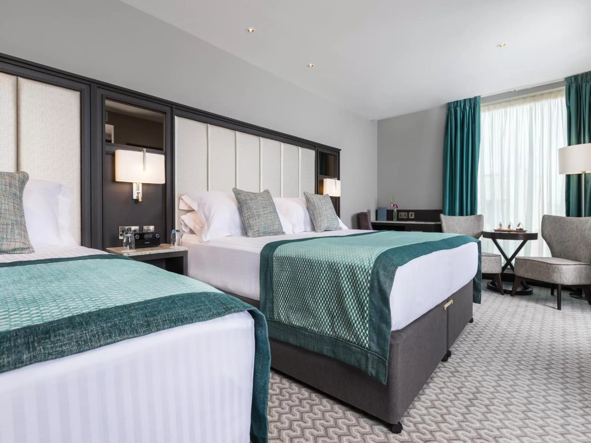 Bedroom, Bed in Grand Central Hotel Belfast