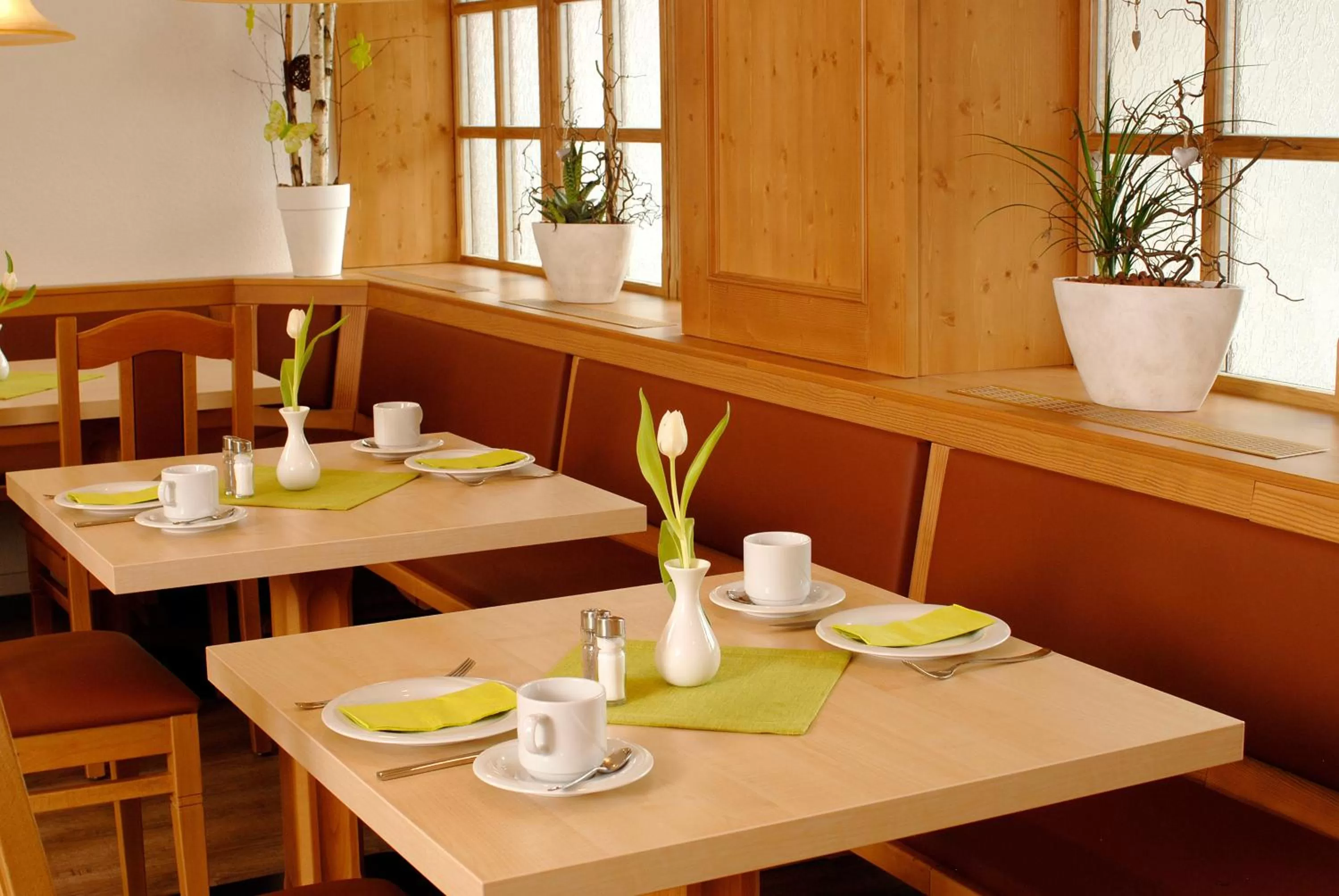 Restaurant/places to eat in Garni Hotel Leitl GmbH