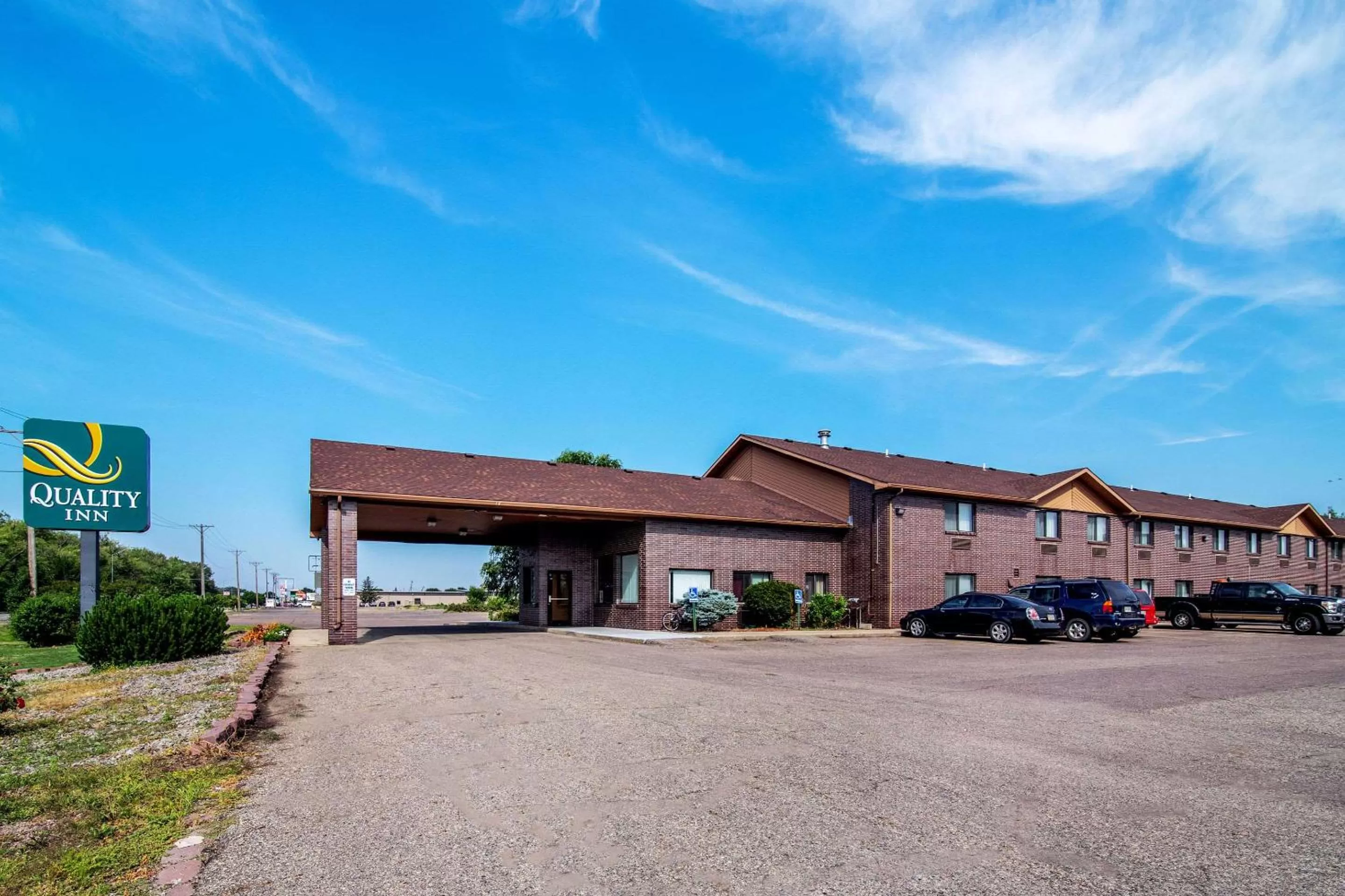 Property building in Quality Inn Aberdeen