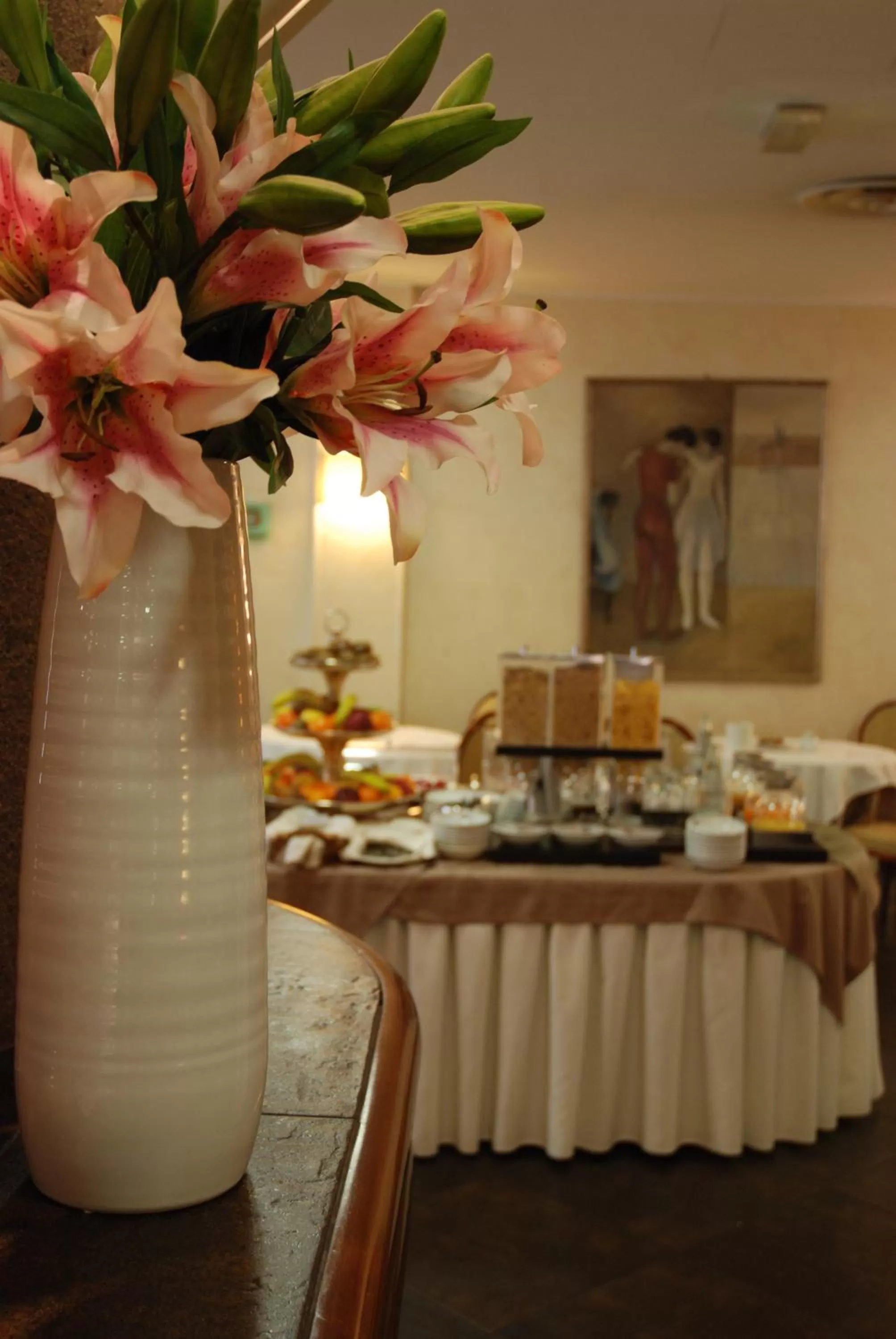 Restaurant/places to eat in Hotel Continental Brescia