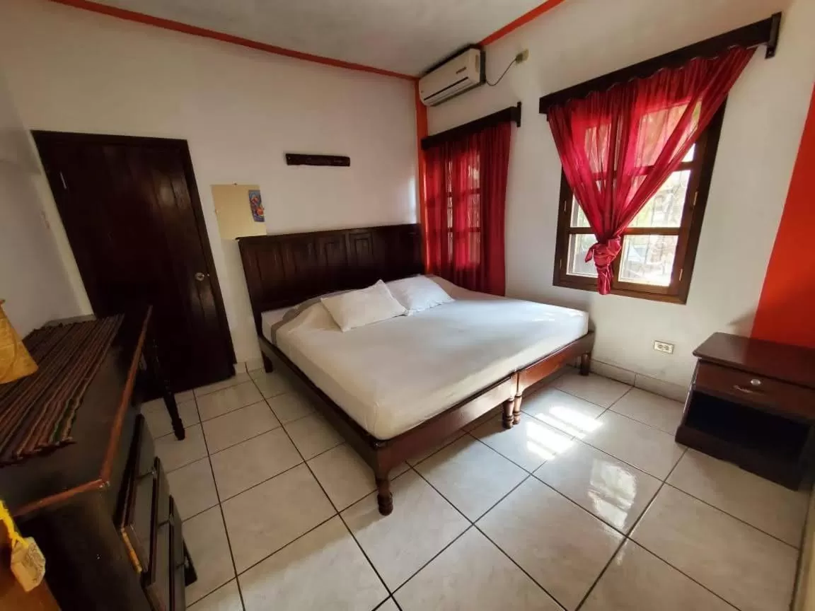 Bed in Hotel & Hostal Yaxkin Copan