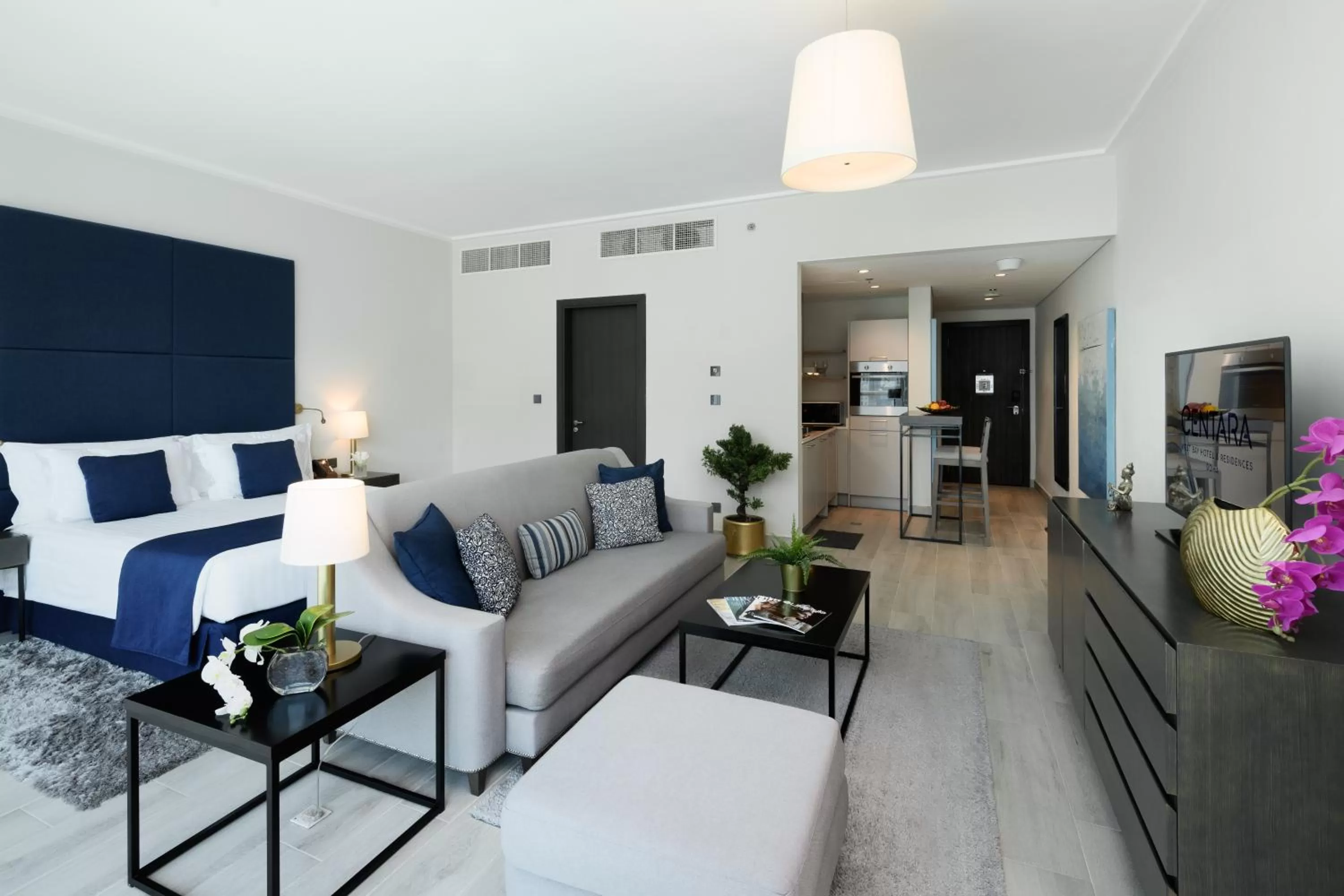 Kitchen or kitchenette in Centara West Bay Hotel & Residences Doha