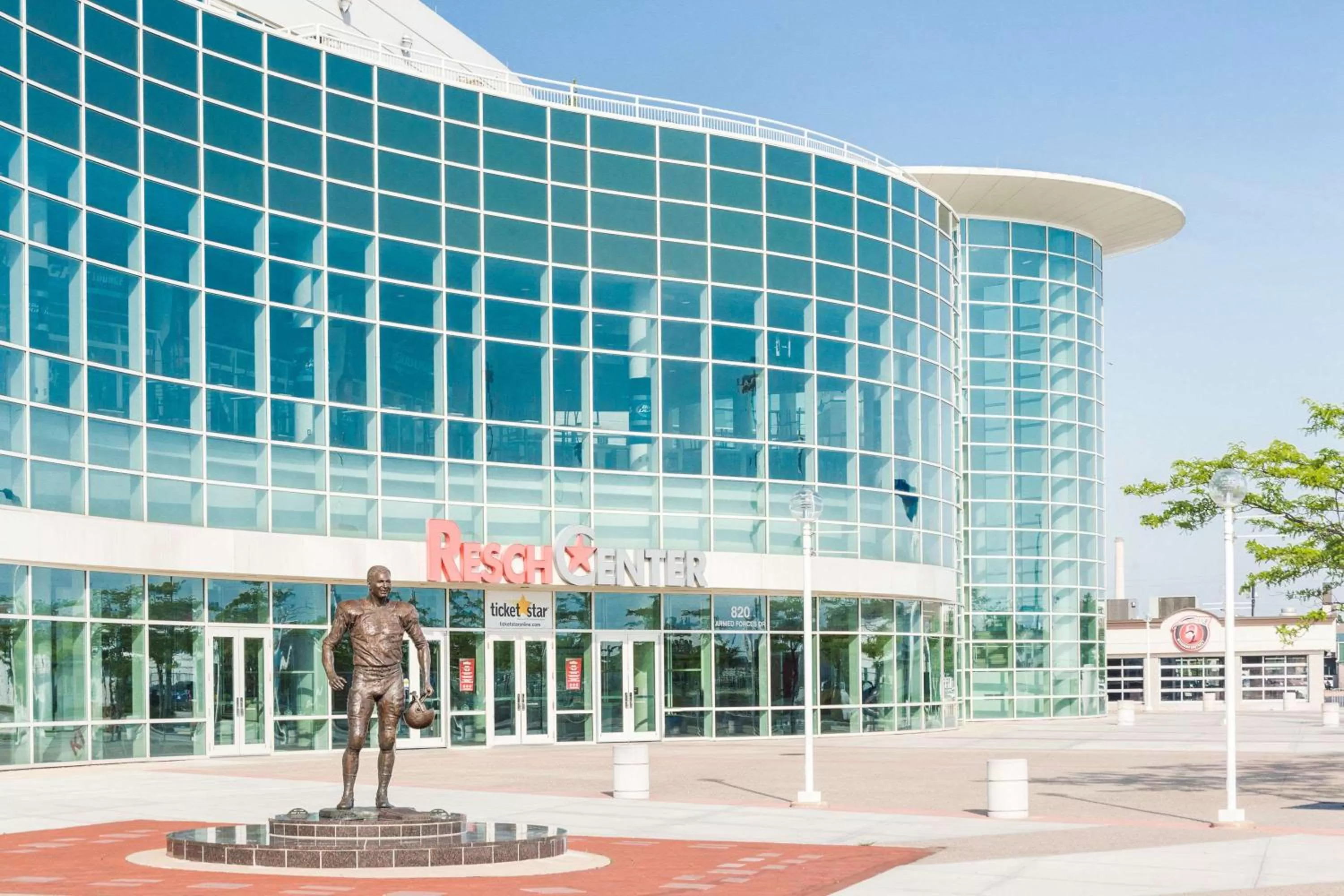 Off site in Super 8 by Wyndham Green Bay Near Stadium