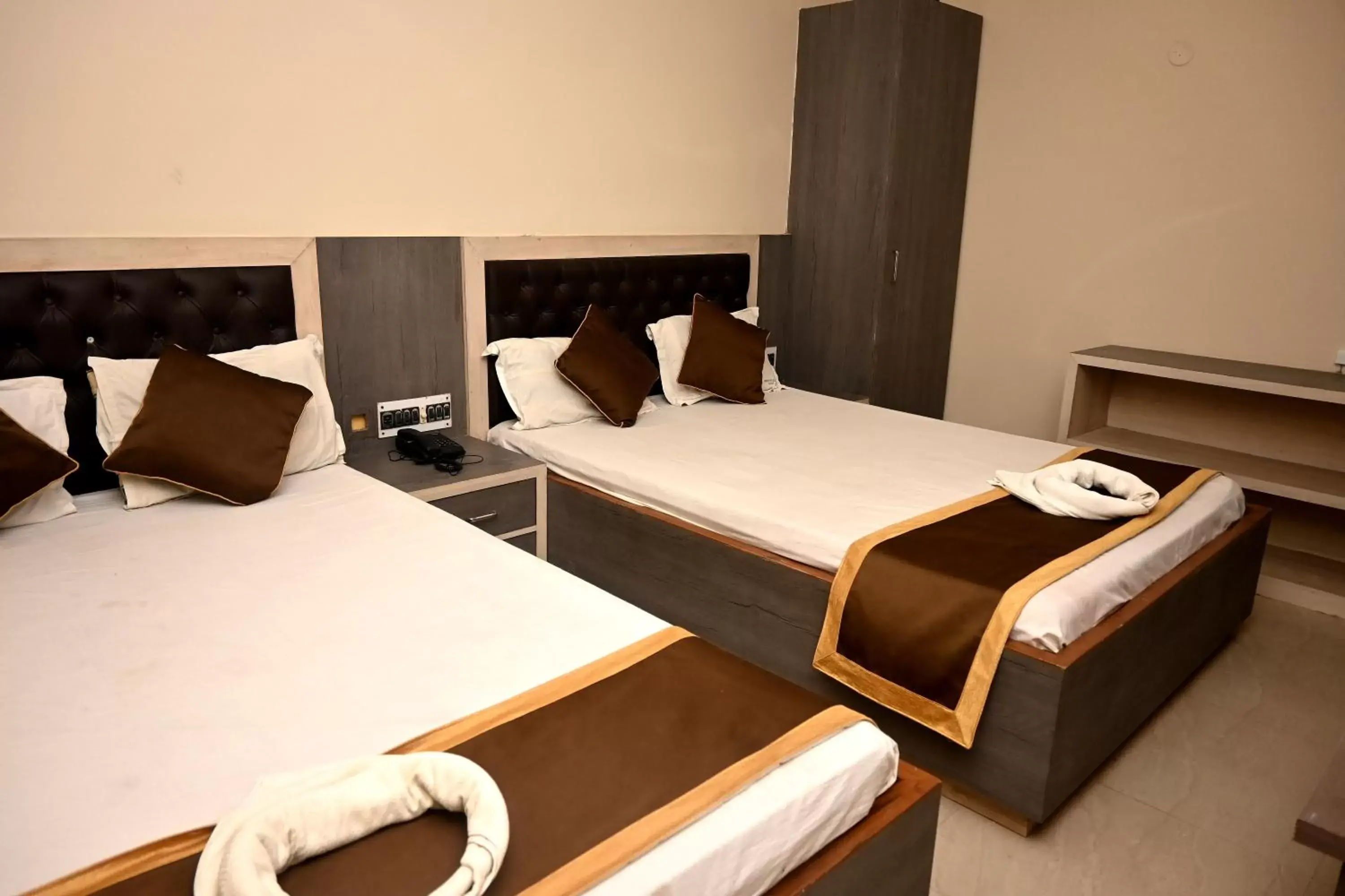 Standard Quadruple Room - single occupancy in Royal Sea View Standard Quadruple Room - single occupancy in Royal Sea View