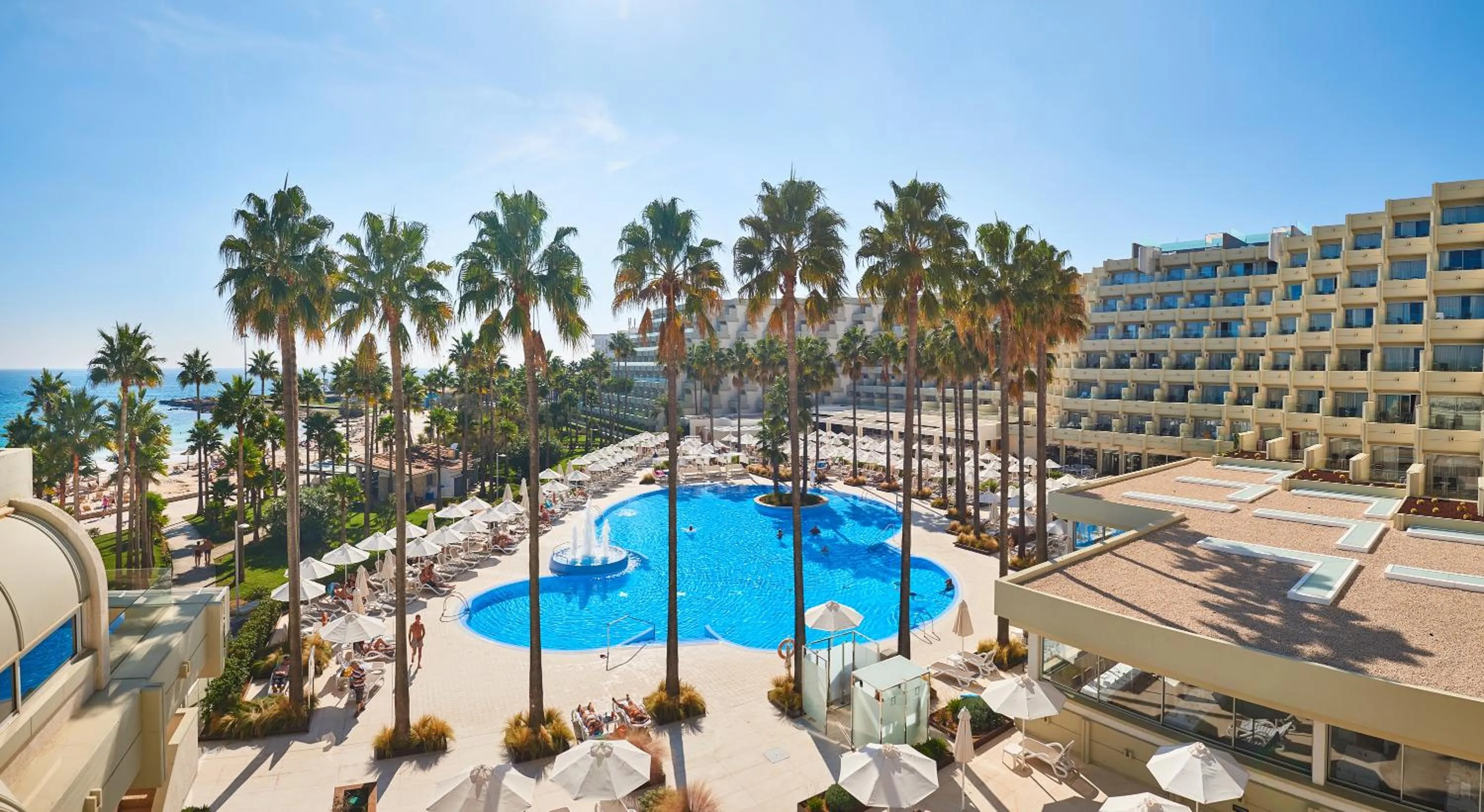 Property building in Hipotels Mediterraneo Hotel - Adults Only