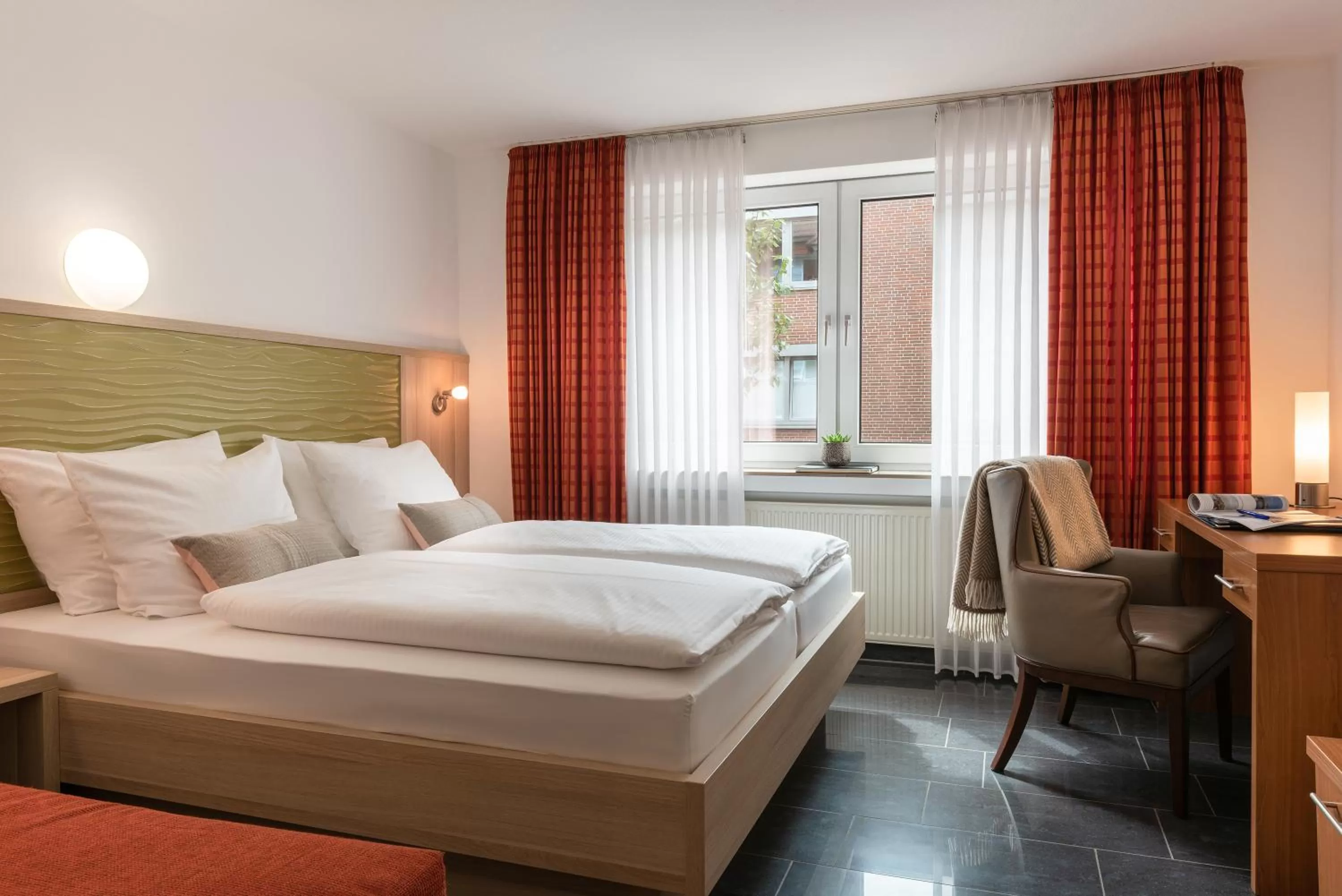 Patio, Bed in Hotel Europa