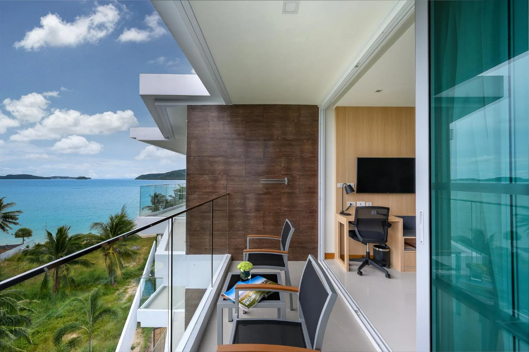 Deluxe Seaview Room  in The Beachfront Hotel Phuket