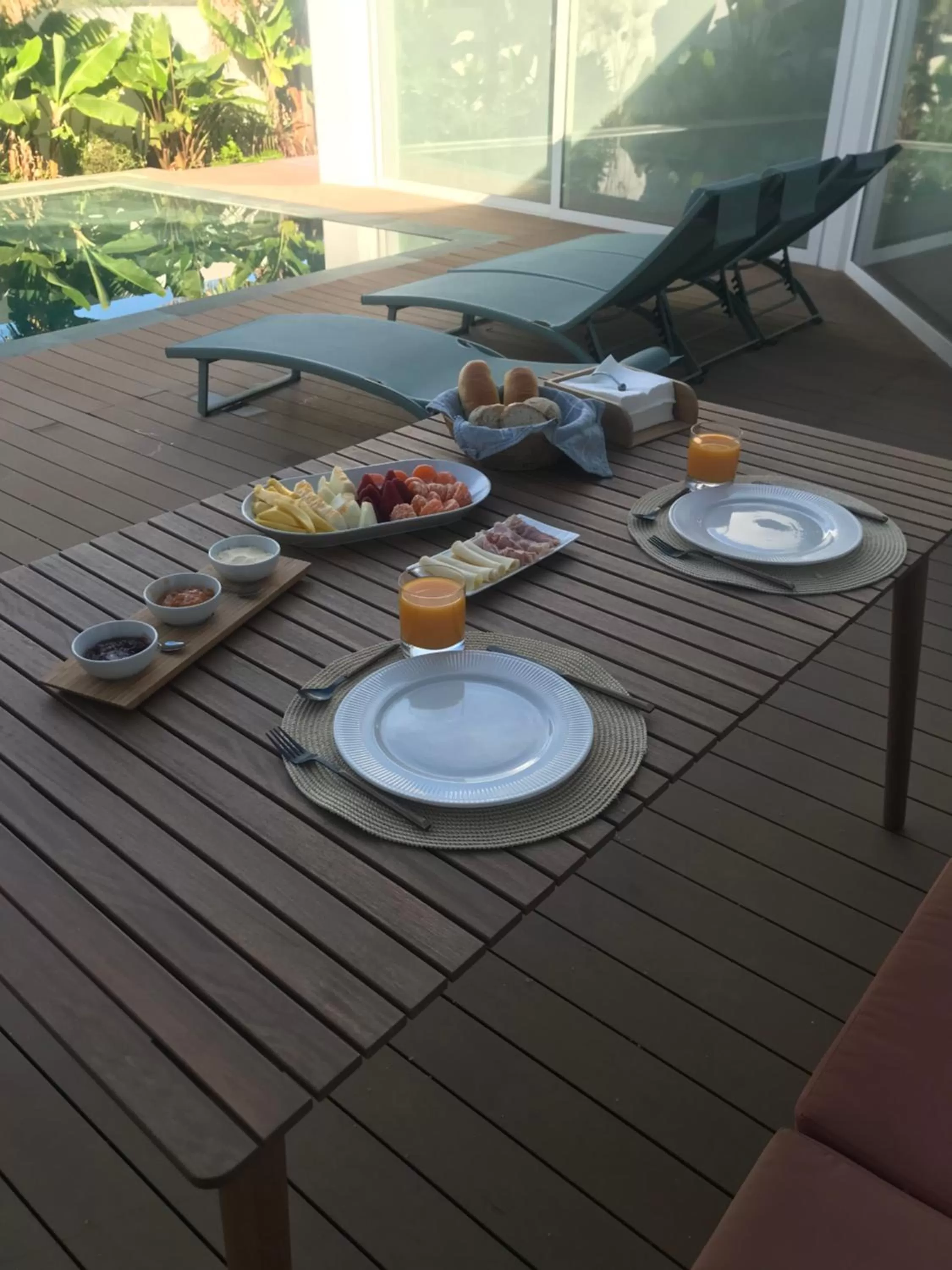 Restaurant/Places to Eat in Casa Fluxo