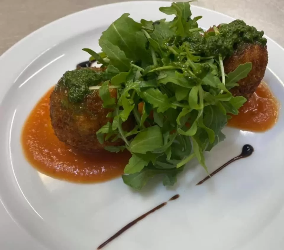 Food and drinks in Beach Green Hotel