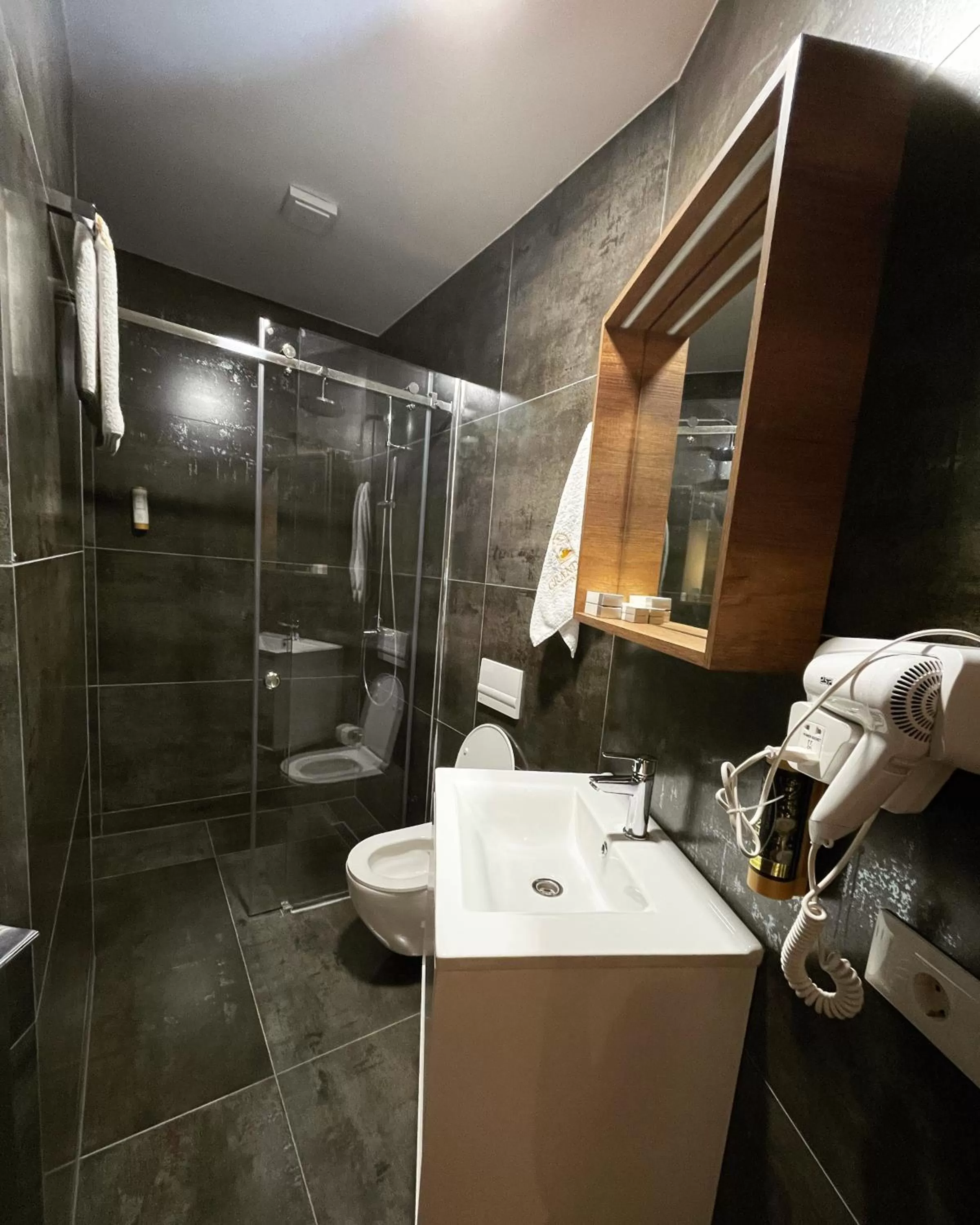 Bathroom in GRAND JNK Boutique Hotel