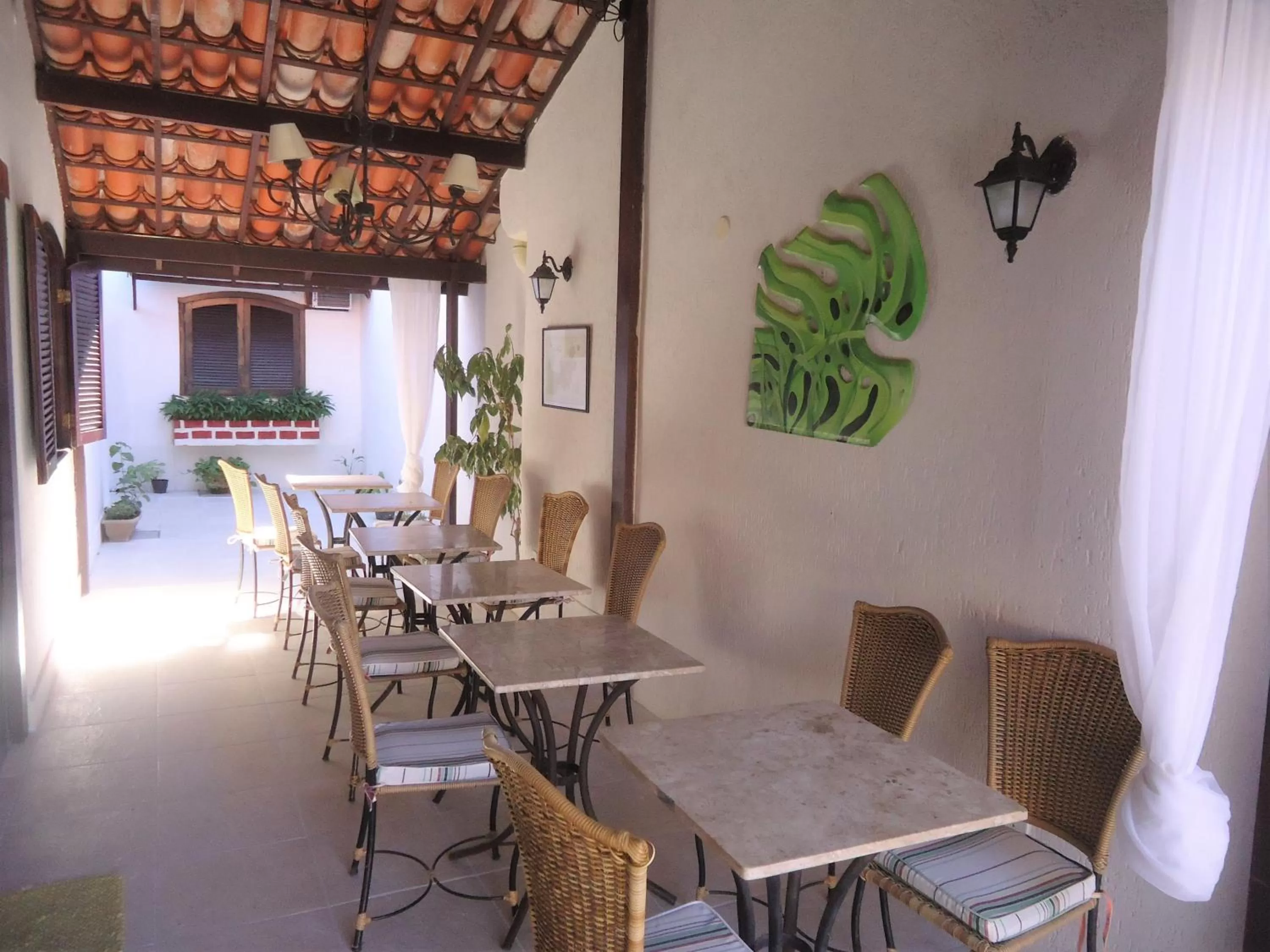 Patio in Pousada L'étage