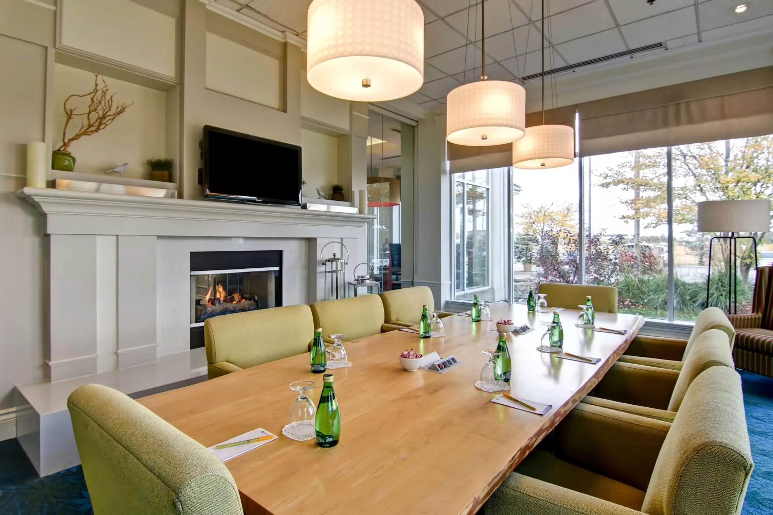 Meeting/conference room in Hilton Garden Inn Toronto/Mississauga