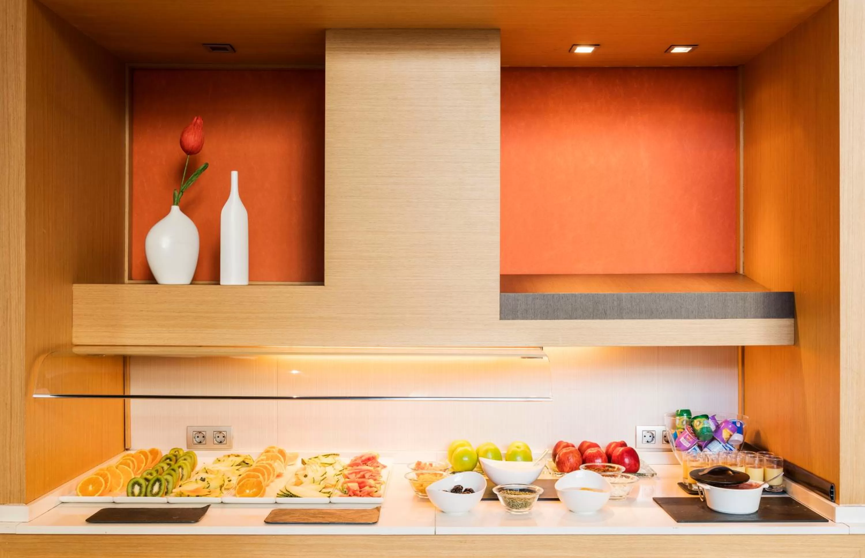 Buffet breakfast in Ilunion Aqua 3