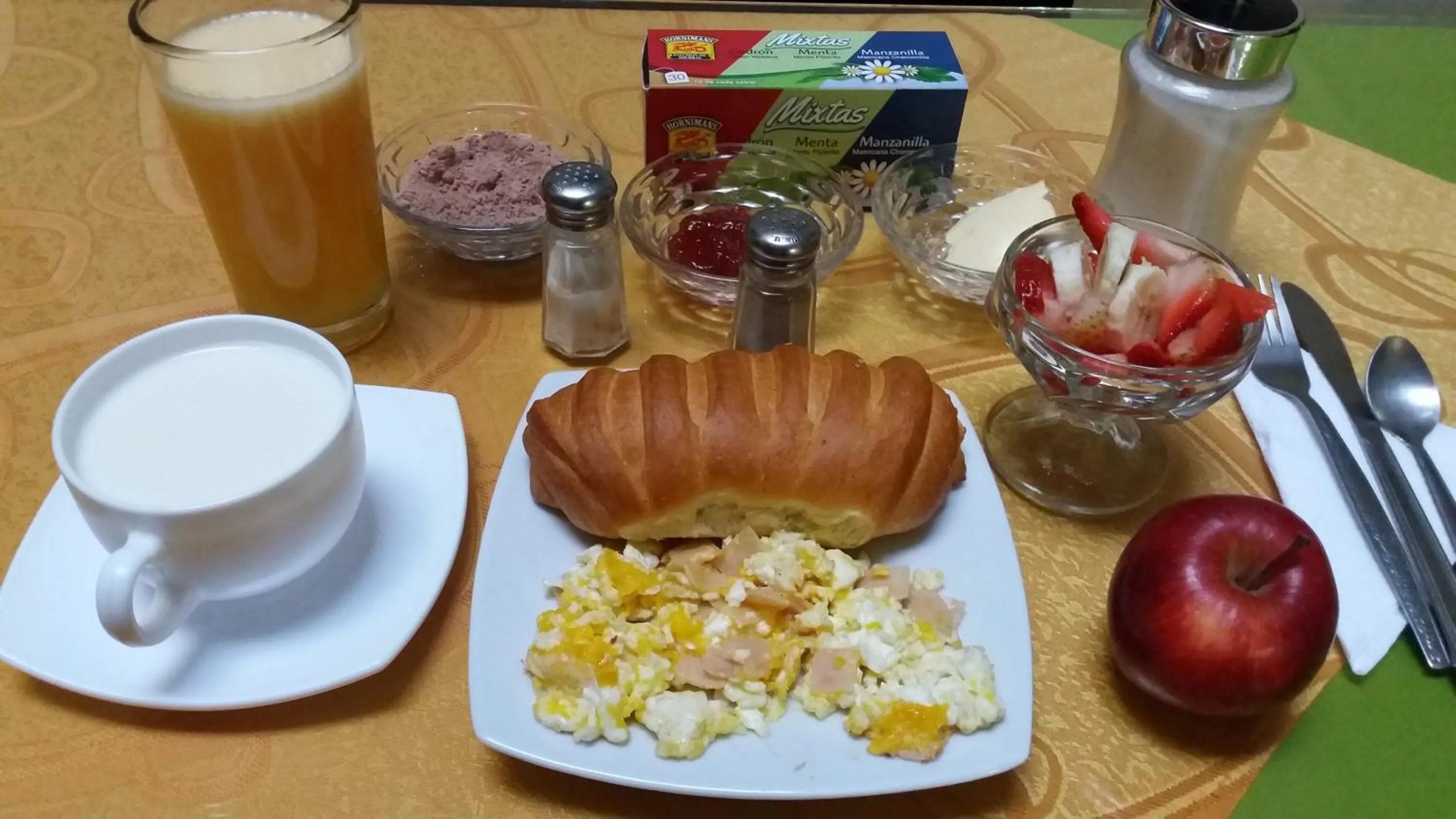 Food in Hotel Bonaventure