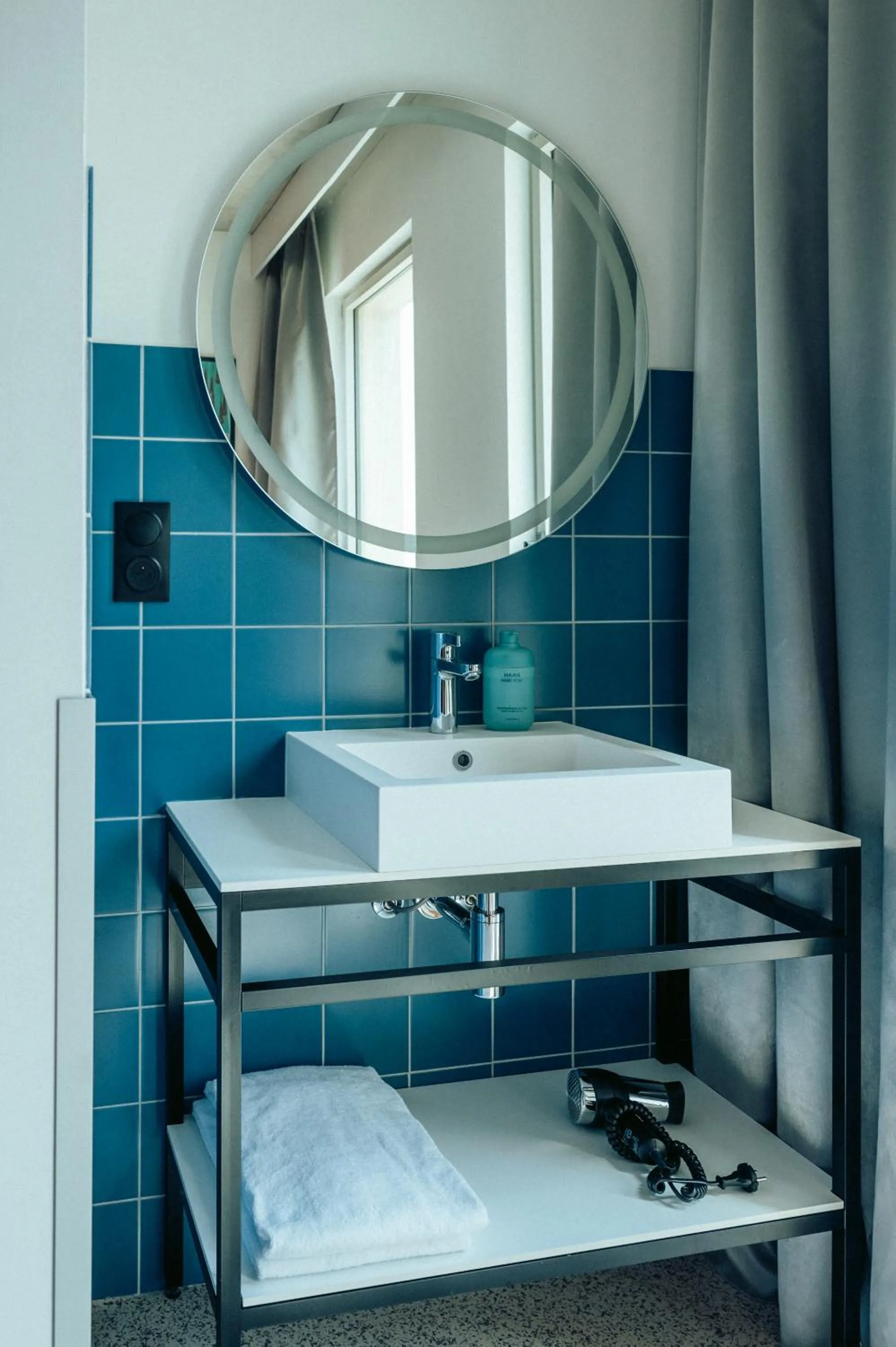 Bathroom in JOST Hôtel Bordeaux Centre Gare Saint Jean