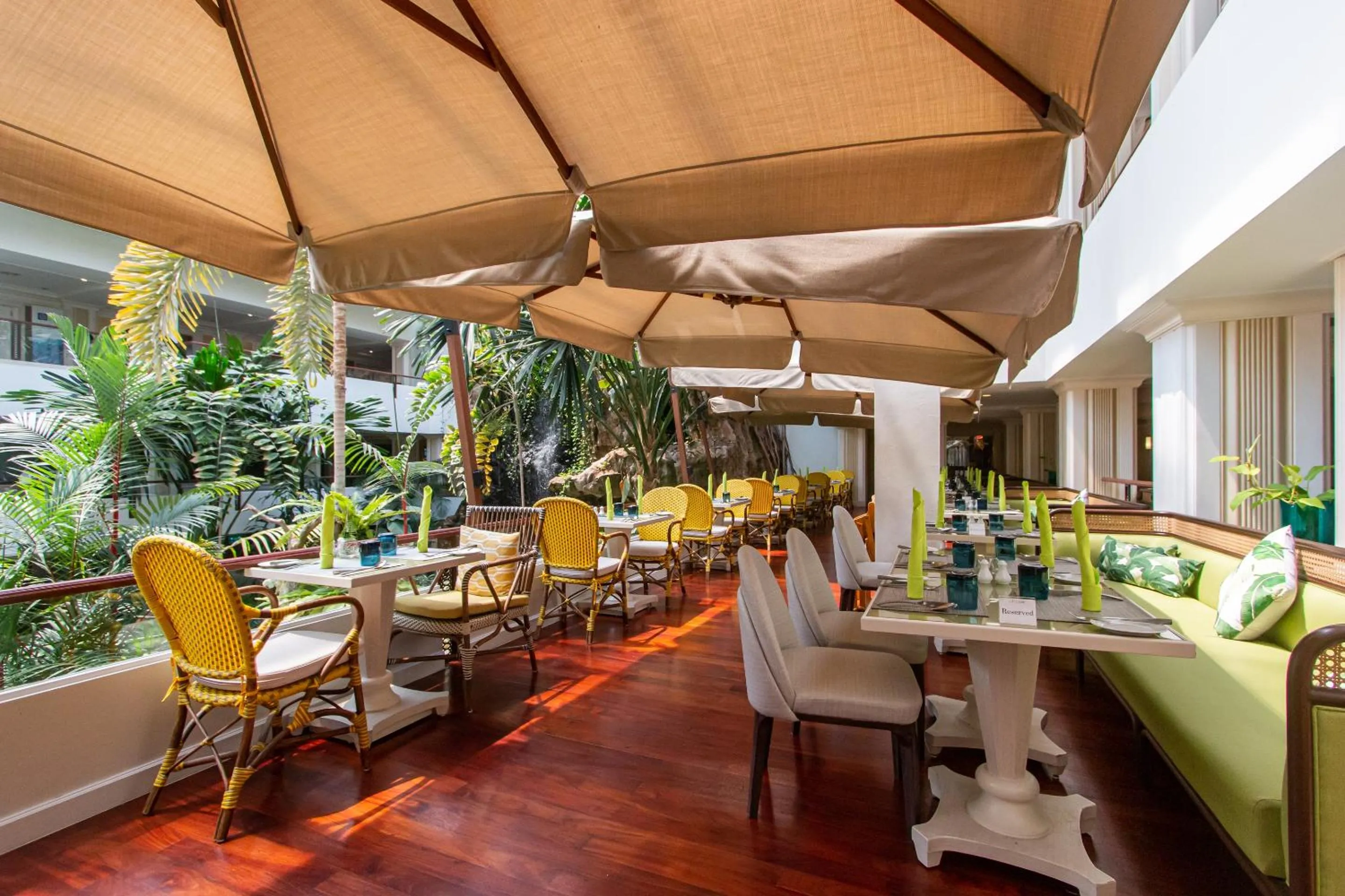 Restaurant/places to eat in Dusit Thani Pattaya