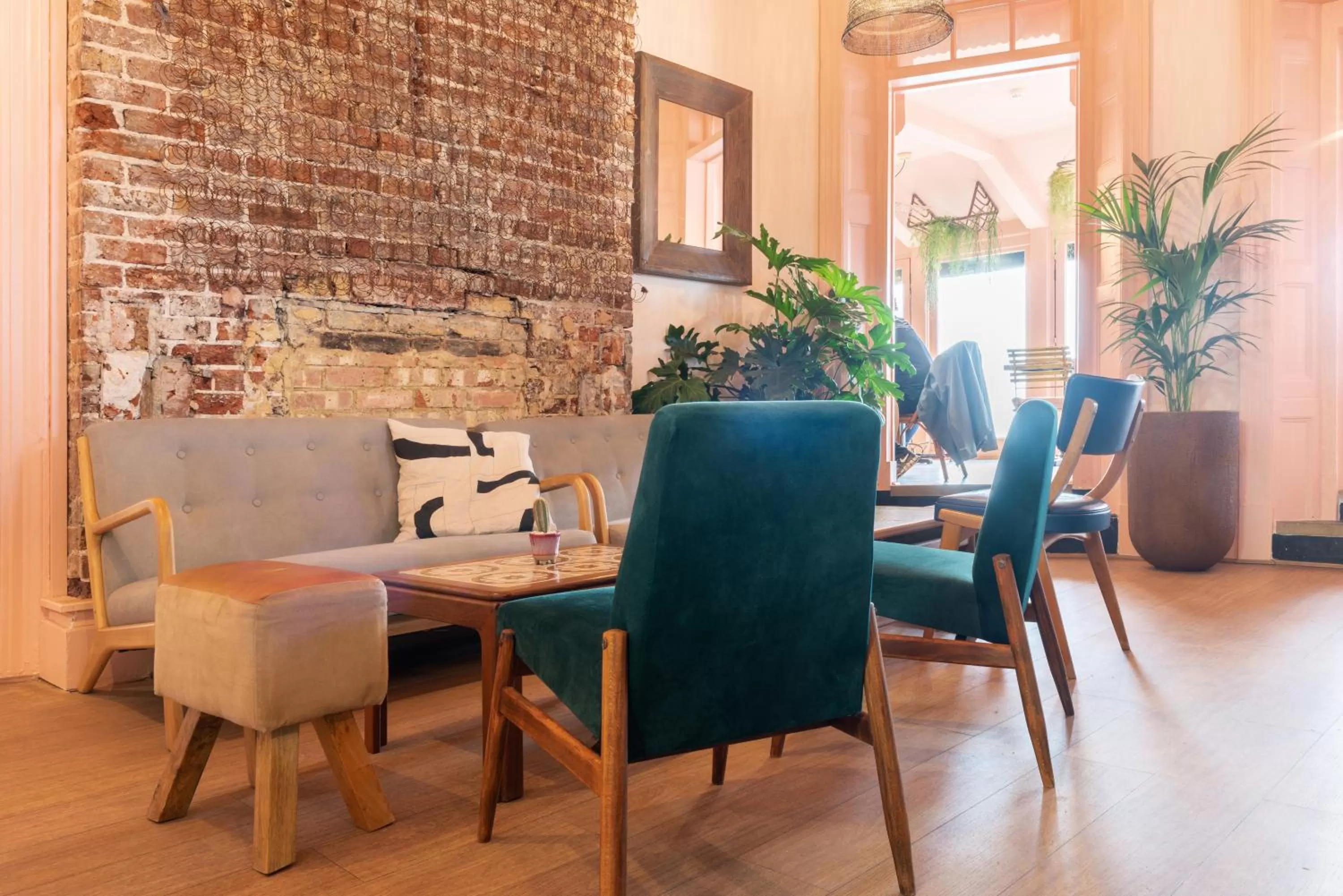 Restaurant/places to eat in Selina Brighton