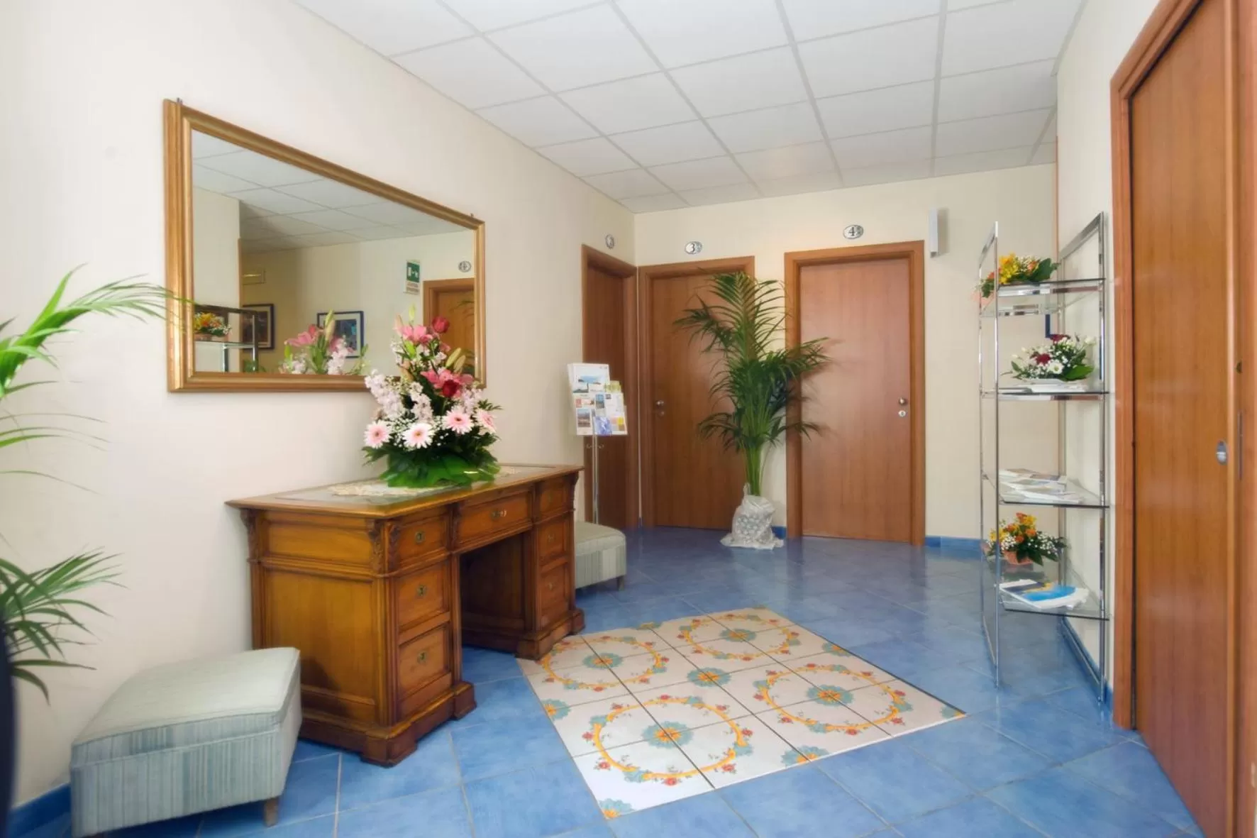 Decorative detail in Hotel Pensione Reale