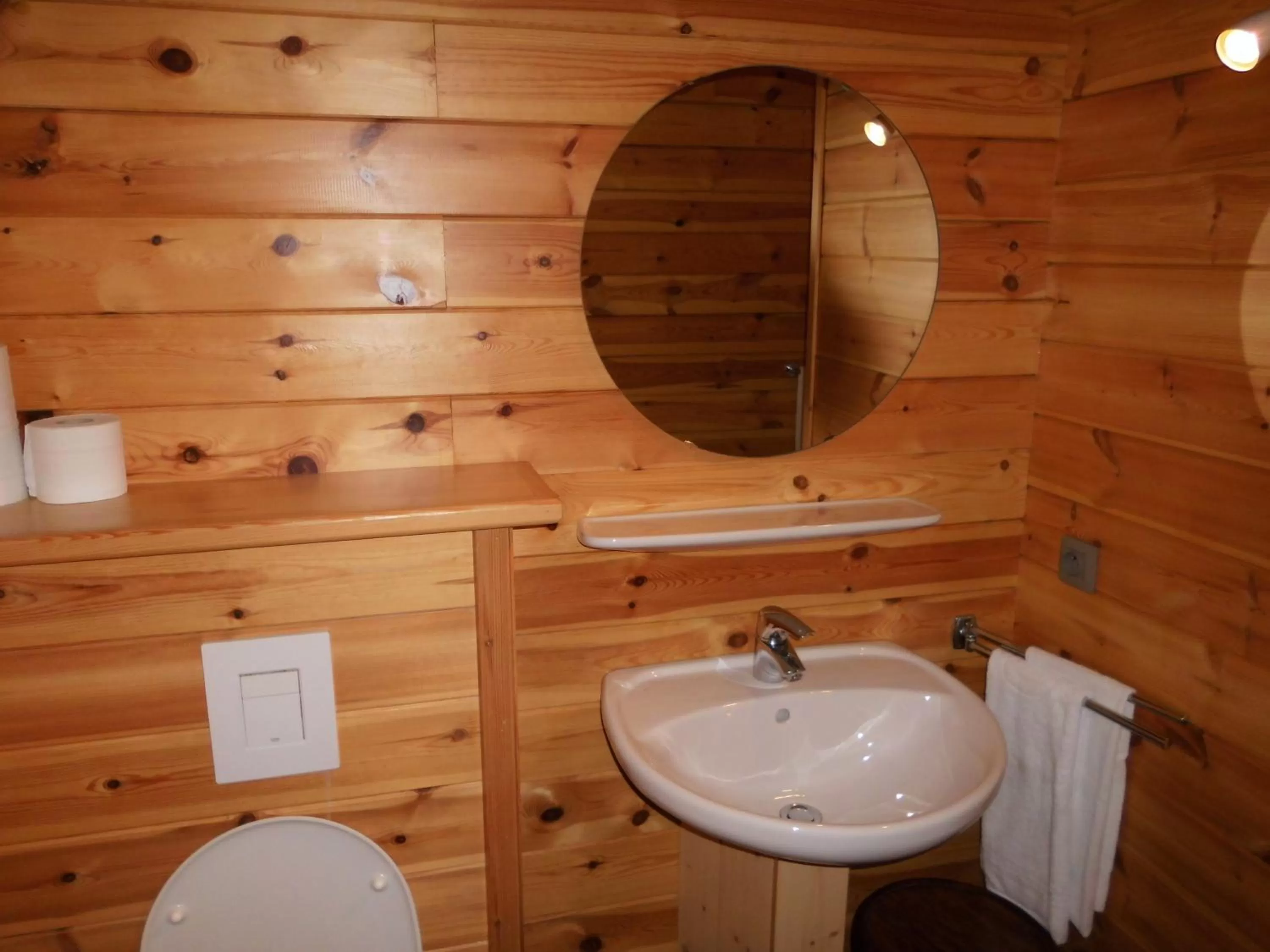 Bathroom in B&B Willow Springs Way Station